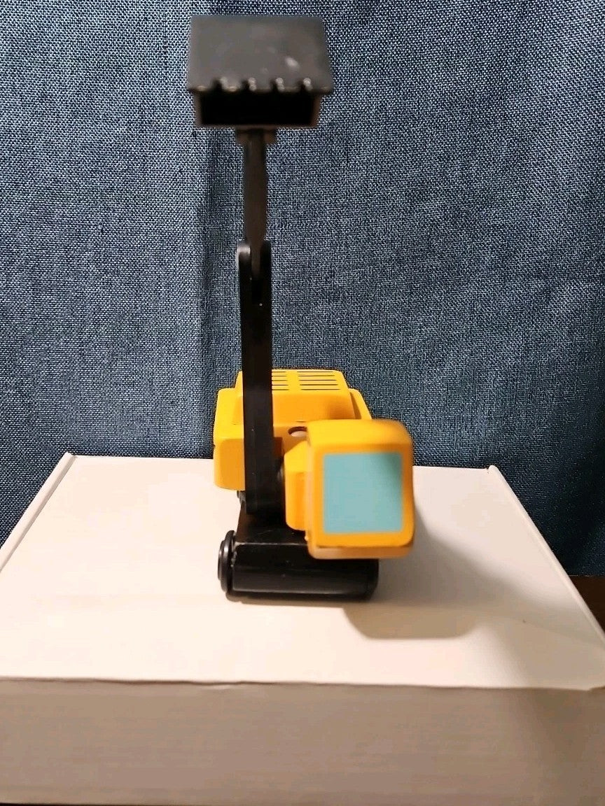 Wooden Railway Steam Shovel Excavator Construction Vehicle for Train Set