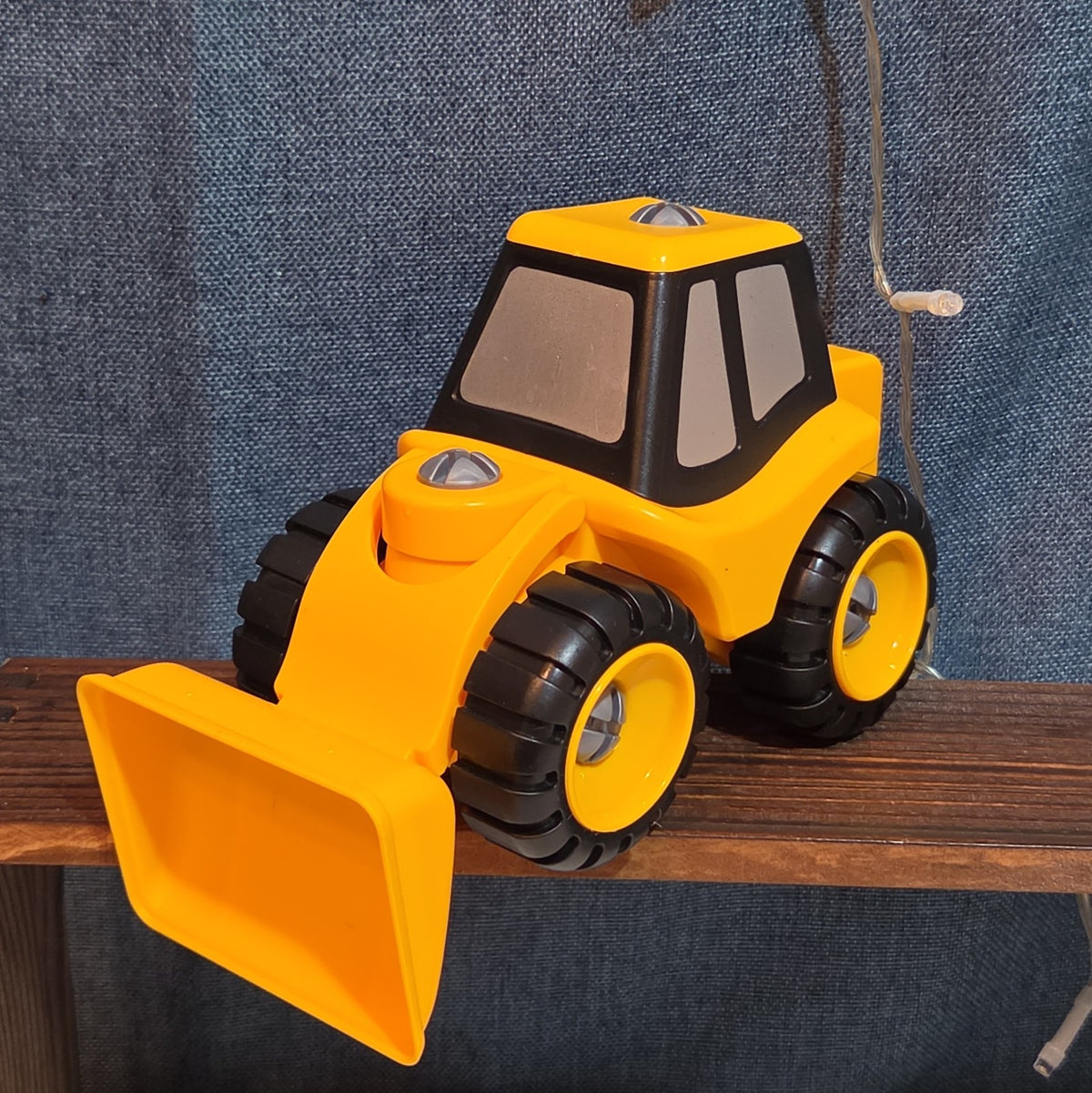 Union Labor Construction Tractor Front Loader Take Apart STEM Toy
