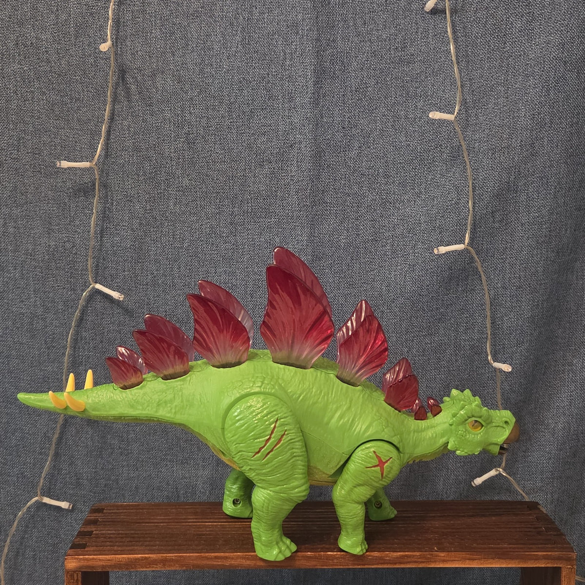 Zuri Inc Stegosaurus Walking Dinosaur Light Up Spikes 12.5