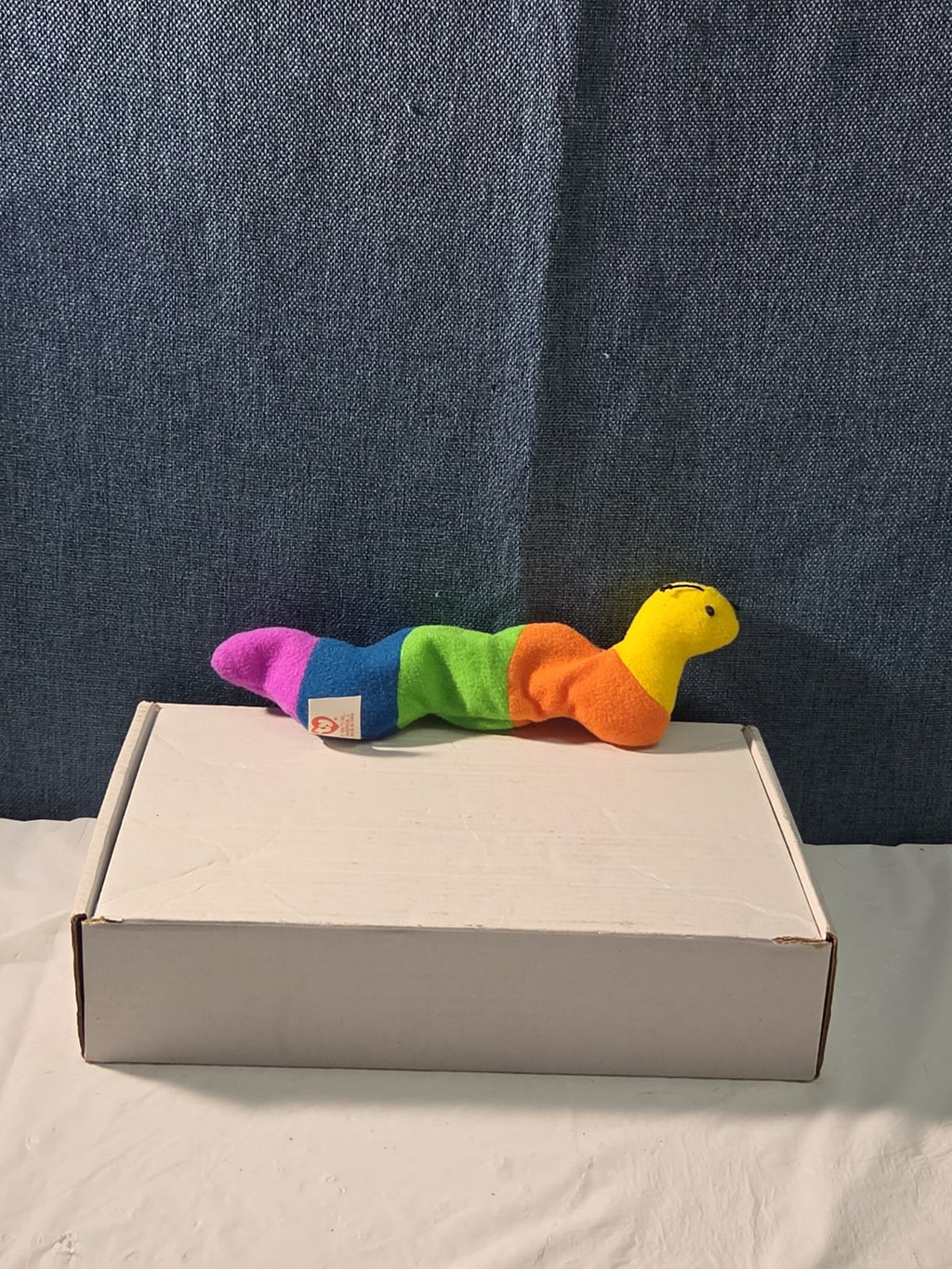 Ty Beanie Baby Inch the Inchworm 1995 Rainbow Plush Yarn Antennae Clean NO TAG