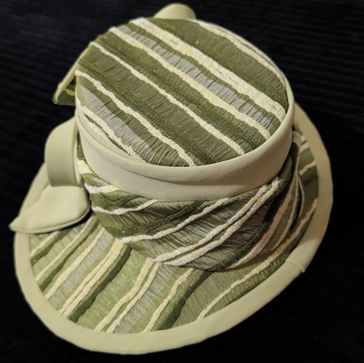 Carissimo Green Striped Wide Brim Church Derby Hat Bow Ribbon Vintage