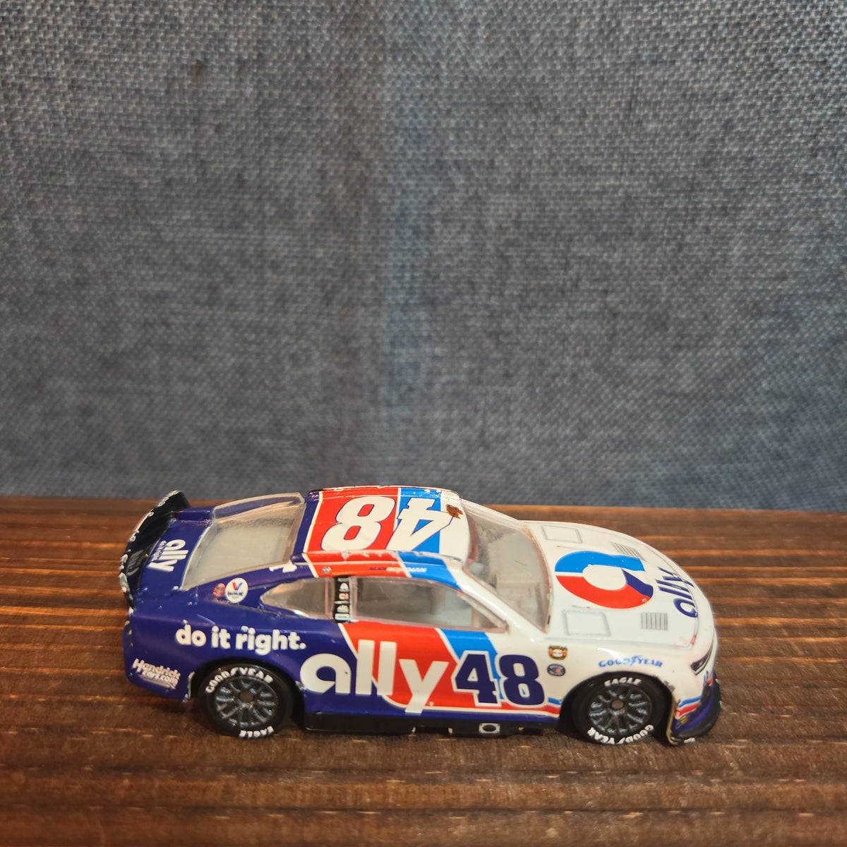 NASCAR Authentics Alex Bowman 48 Ally Camaro 1:64 Diecast