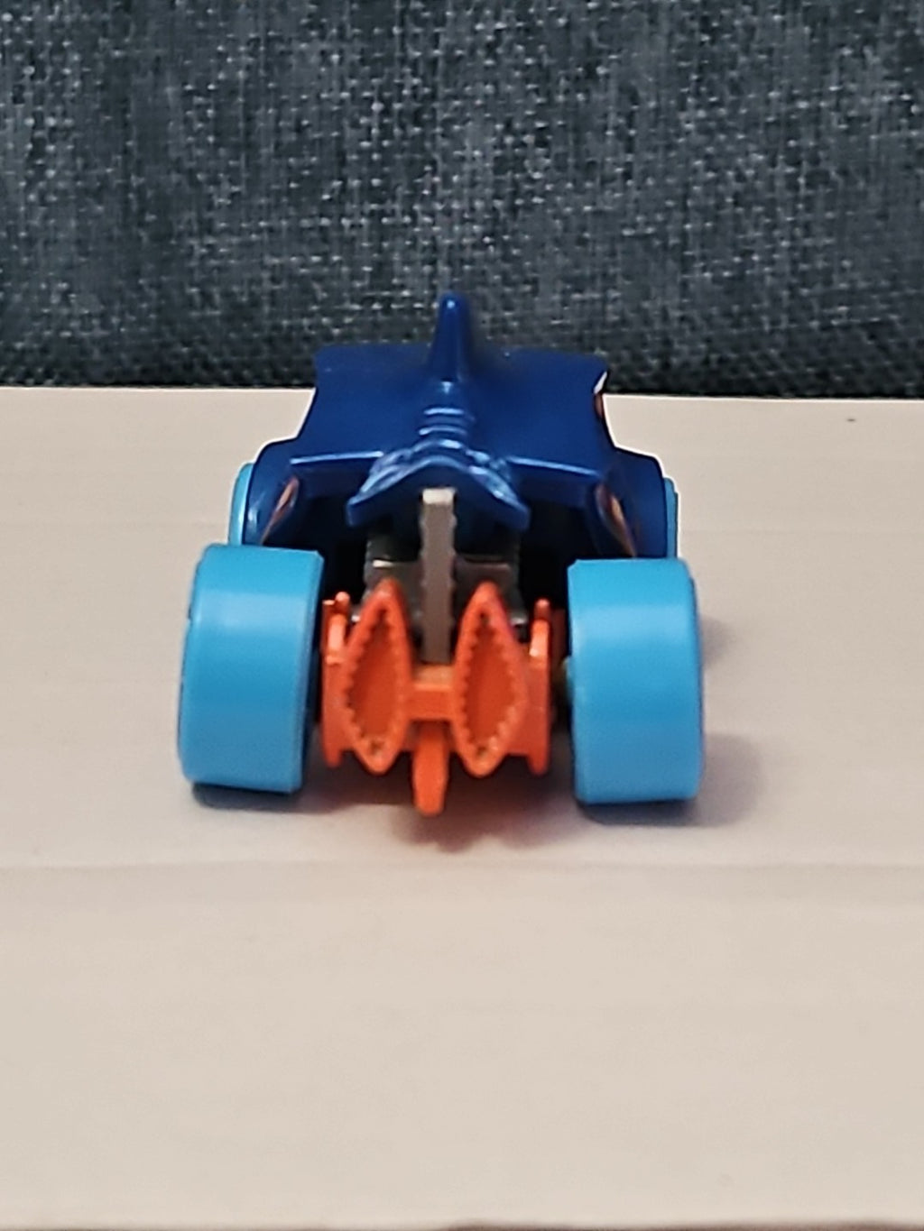 Hot Wheels Piranha Terror | 2013 First Edition | Blue & Orange Creature Car