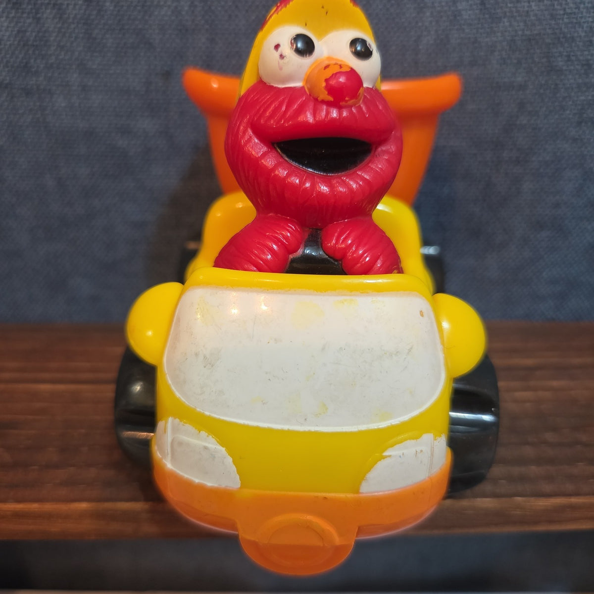 Sesame Street Elmo Dump Truck Plastic Construction Toy 2001