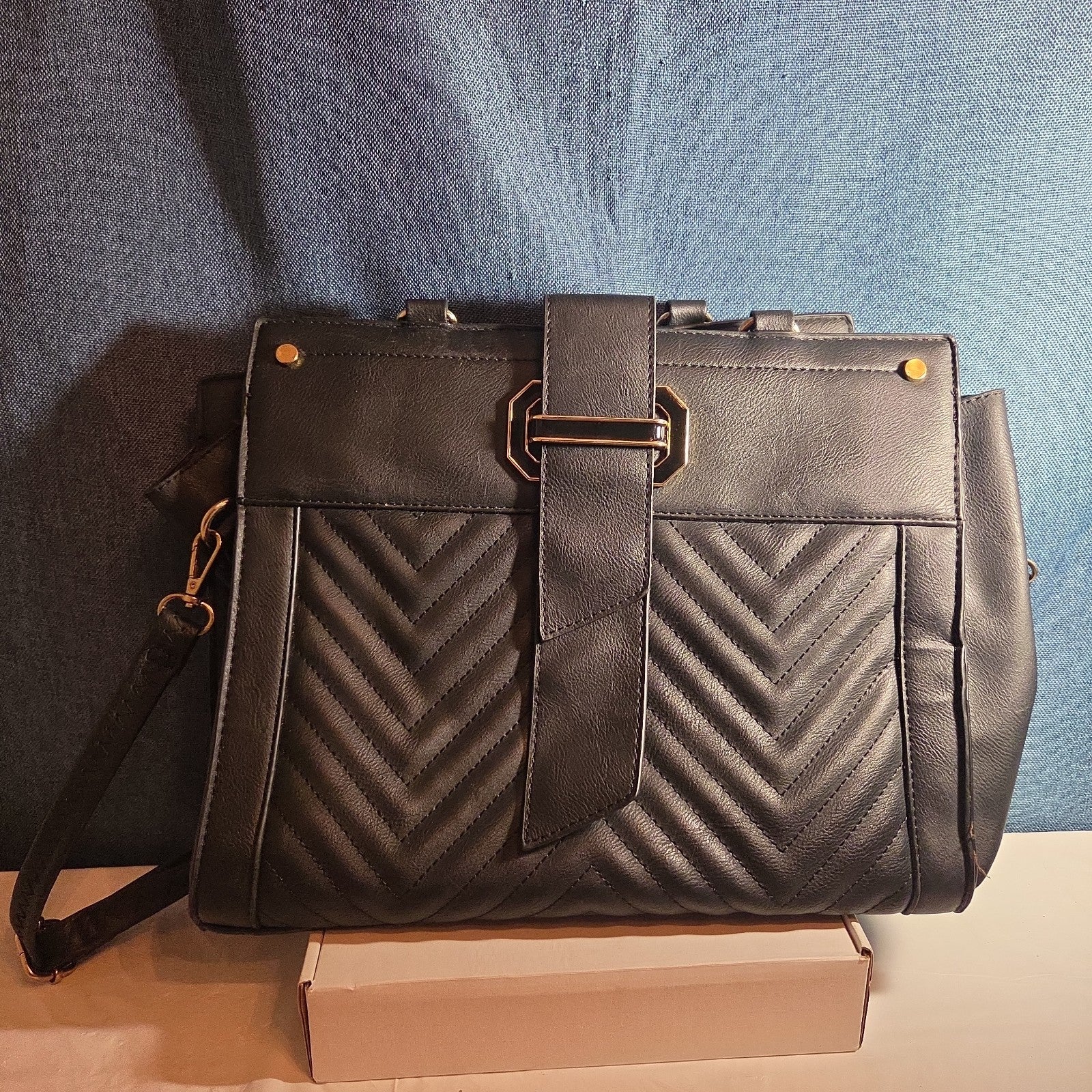 Satchel Chevron Quilted Faux Leather Purse Tote Classic Vibe