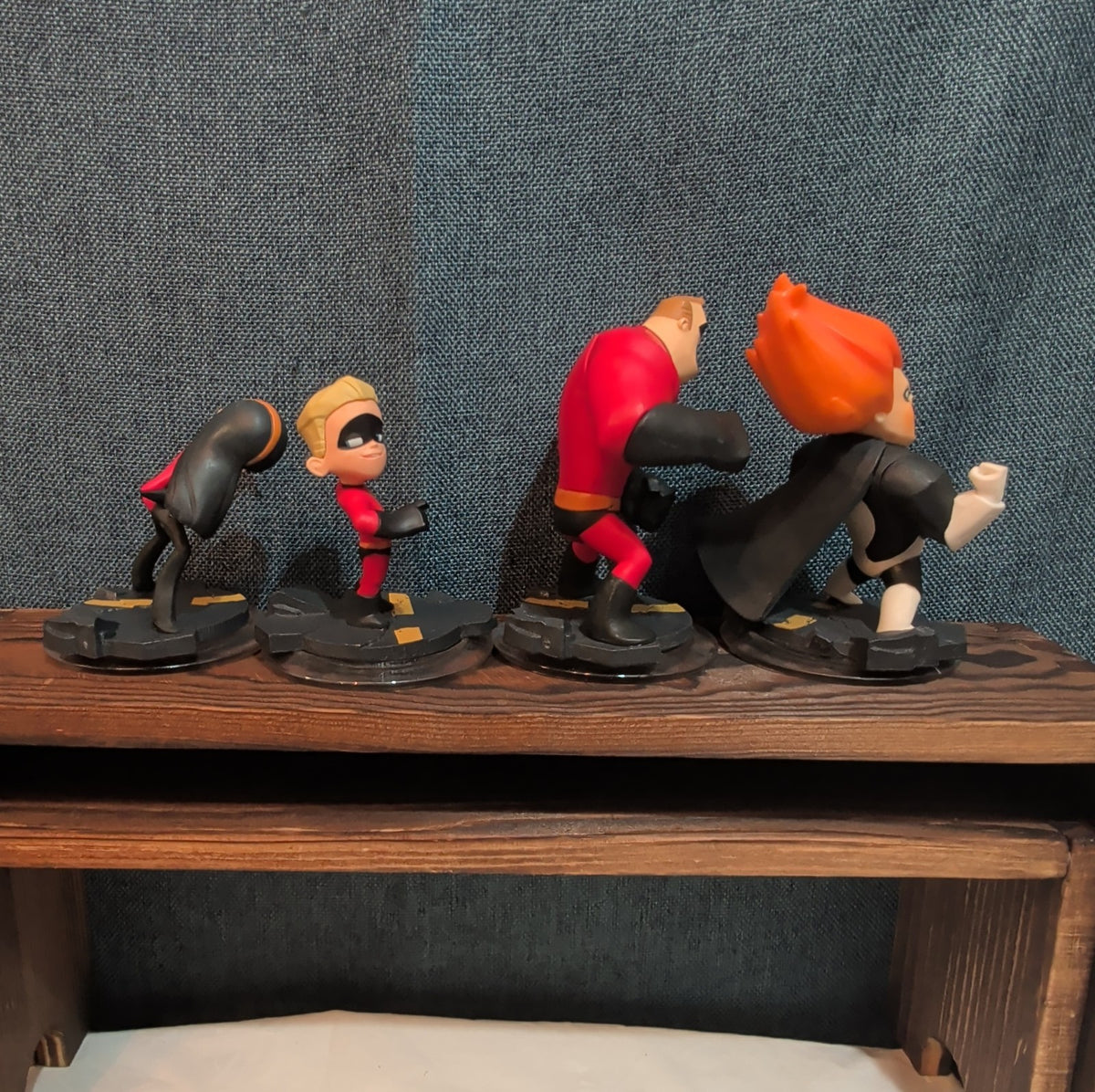 Disney Infinity 1.0 Incredibles 4 Figure Lot Syndrome Dash PVC Loose