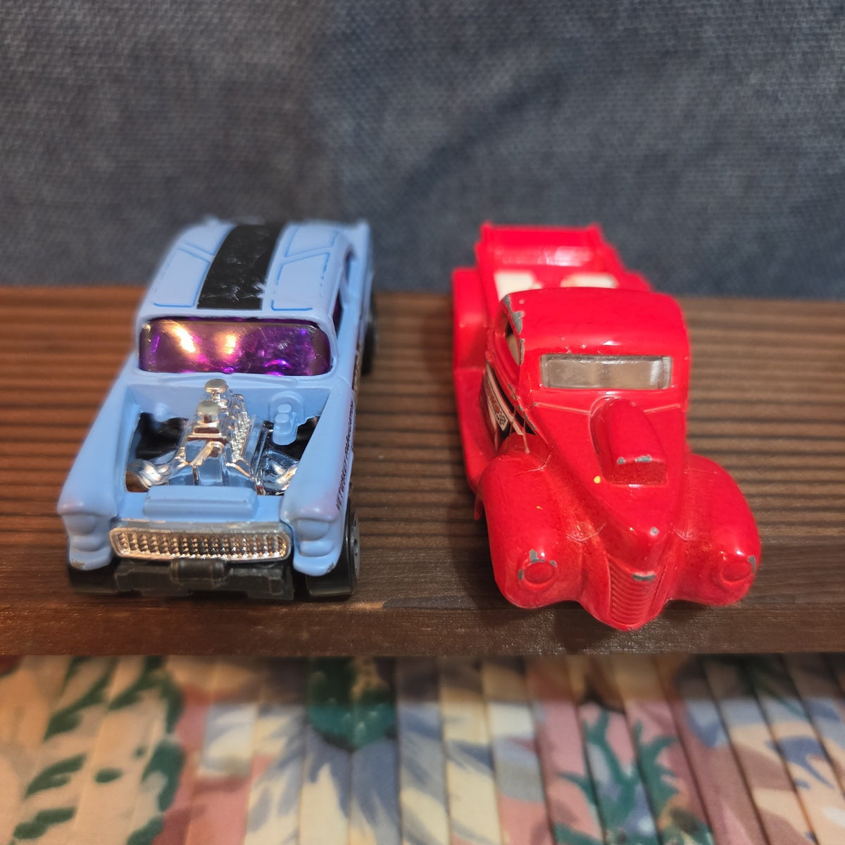 Hot Wheels Lot 2 Diecast Cars 1998 2012 Blue 55 Chevy Red Pickup Truck