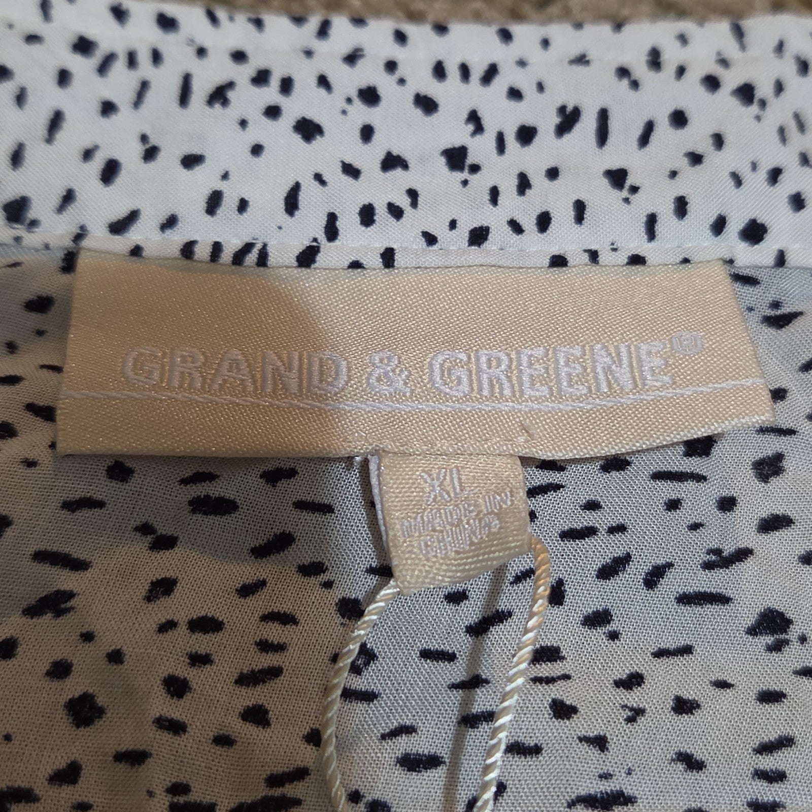 Grand & Greene Blouse Womens XL Speckled Print V-Neck Long Sleeve NWT Shirt