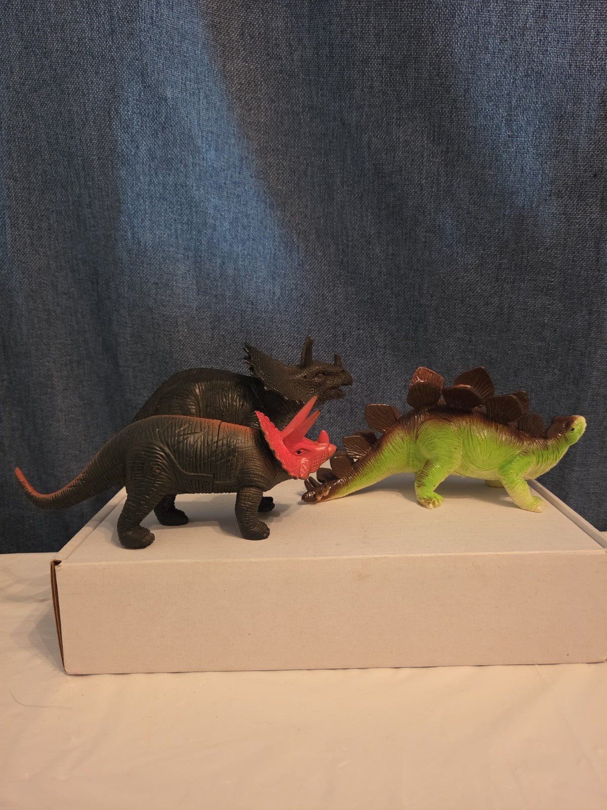 Dinosaur Toy Figures Lot of 3 Triceratops Stegosaurus Vintage Plastic Toy