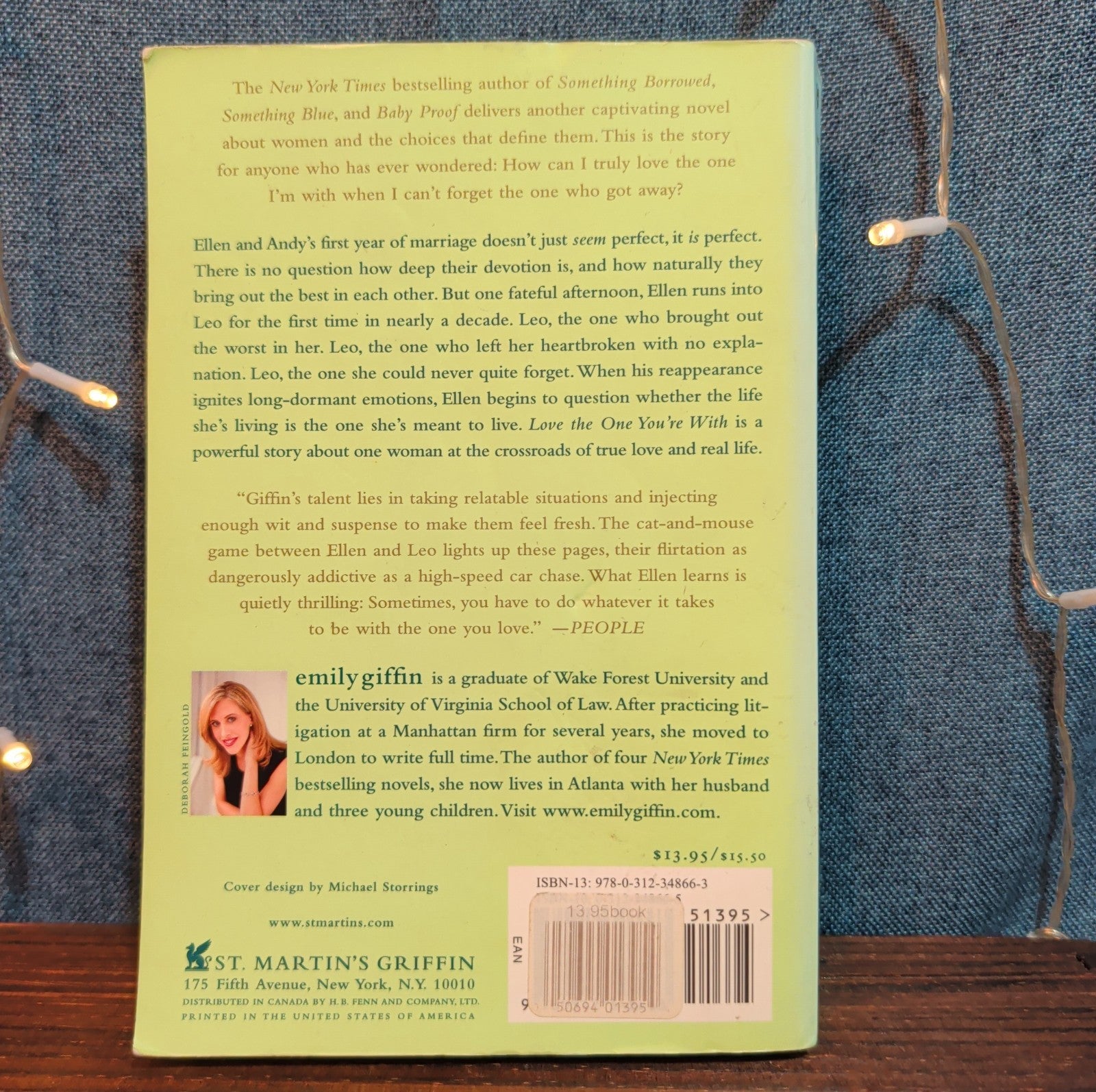 Emily Giffin Love The One Youre With Paperback
