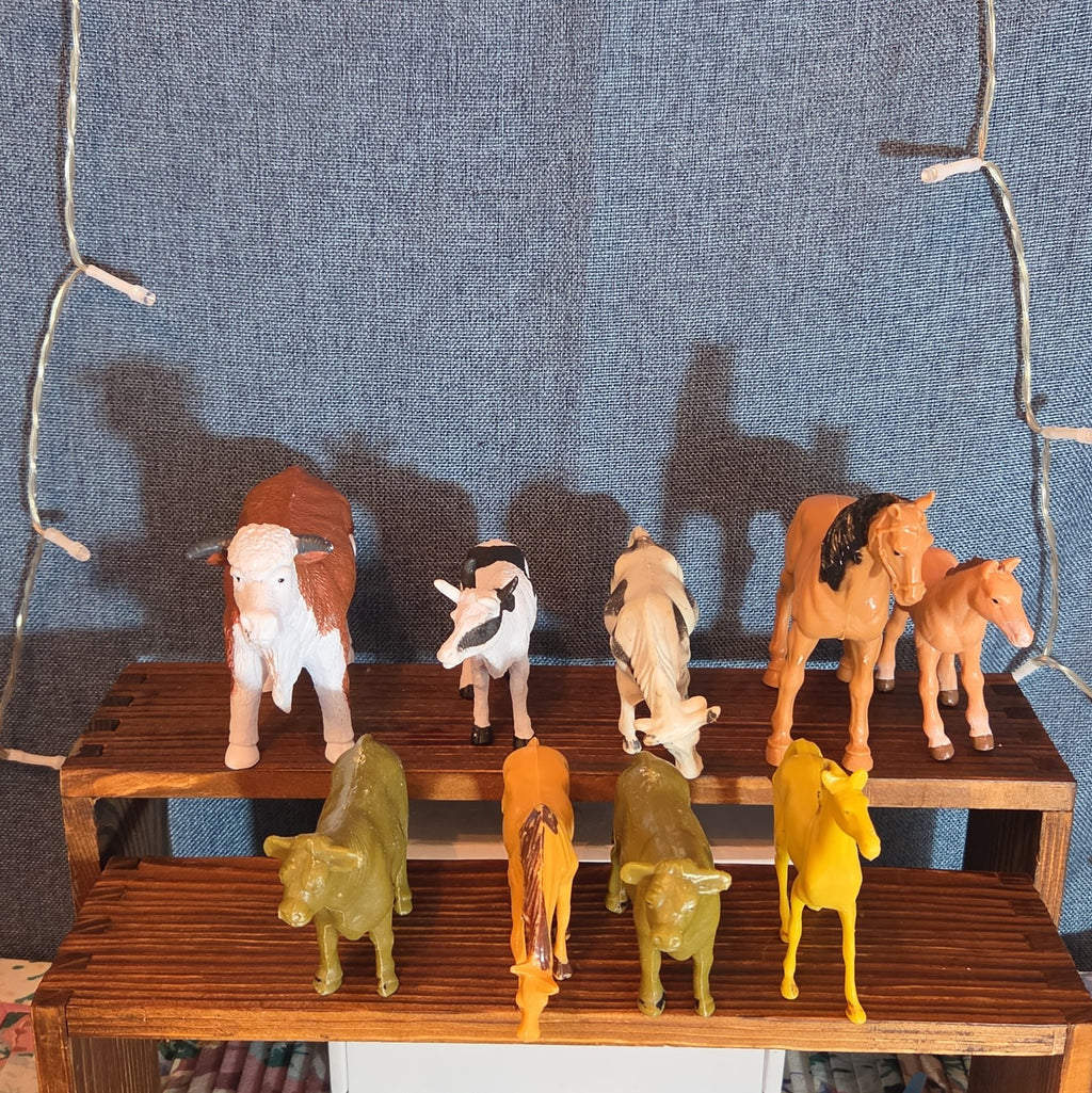 Farm Animals 9Pc Lot Plastic Horses Cows Vintage Style P