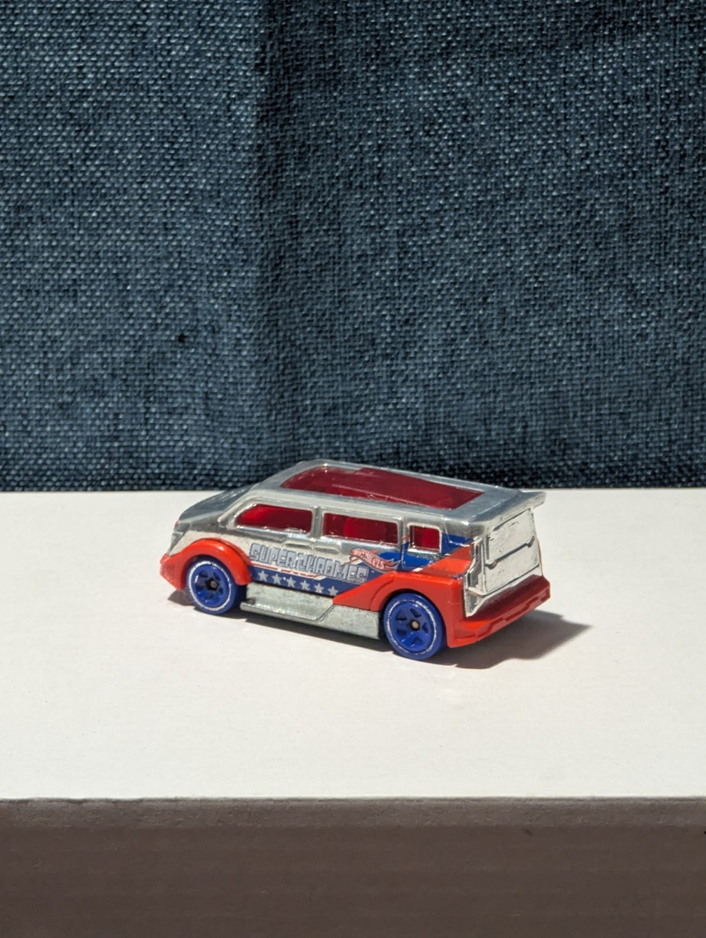 Hot Wheels Speed Box (2012) | Red White & Blue "Super Chromes" |Diecast Van