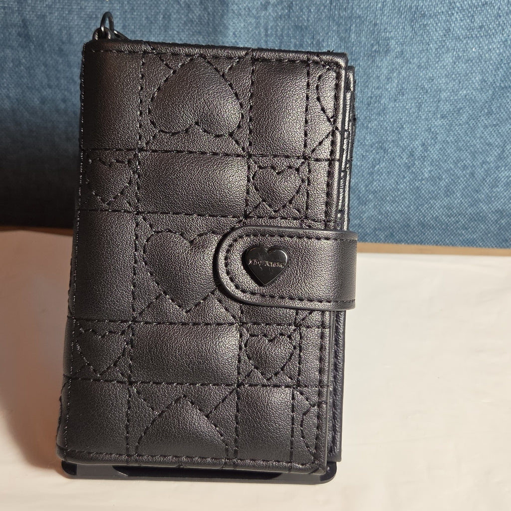 Betsey Johnson Luv Betsey Heart Quilted Wallet Y2K Goth