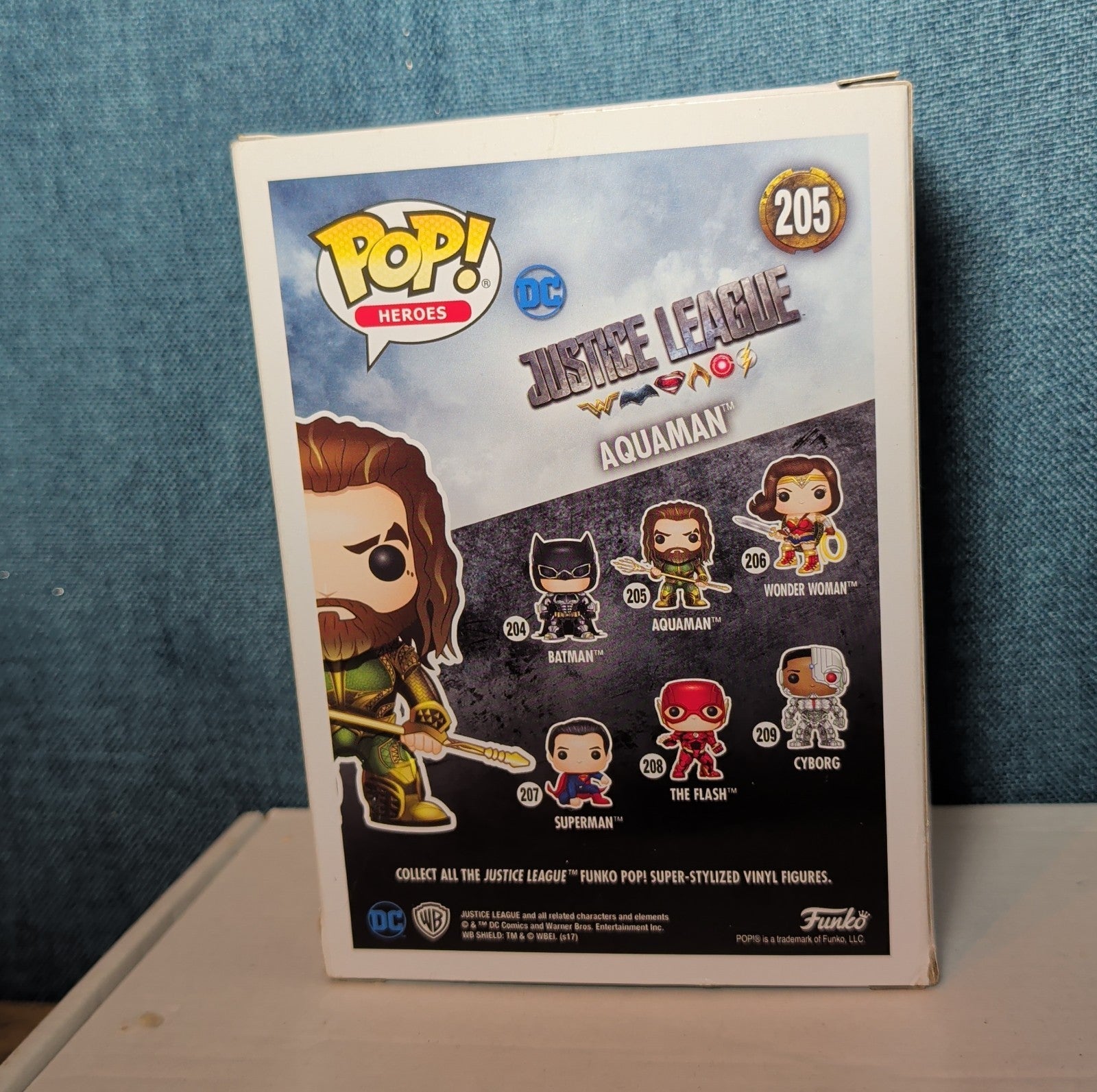 Funko POP! Heroes DC Comics Justice League Movie Aquaman #205 NIB with Protector