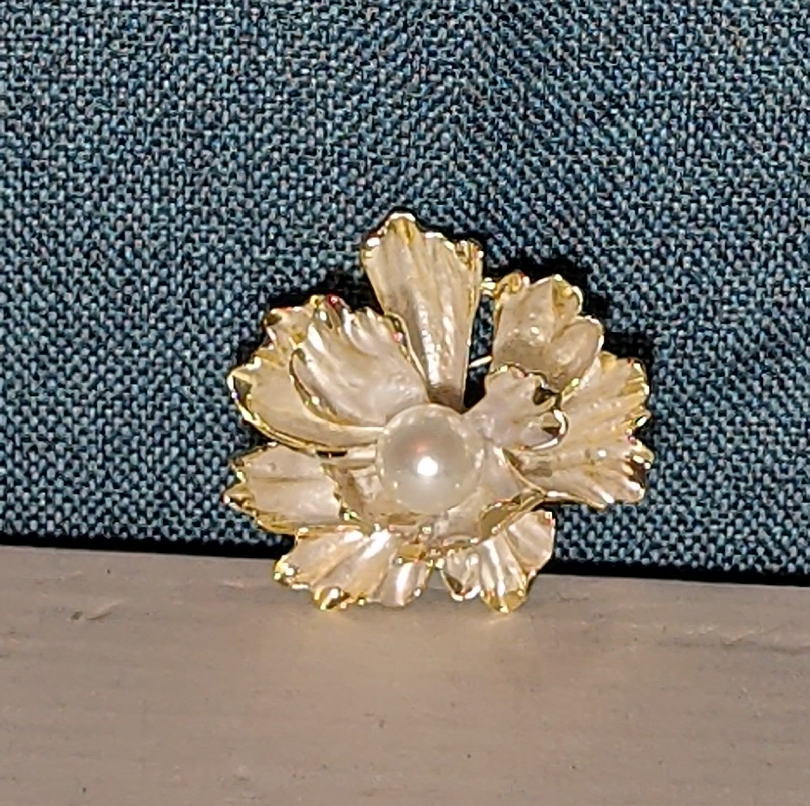 Peony Flower Brooch Pin Gold Tone Faux Pearl Enamel Coquette NWOT