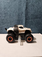 3-Piece Monster Truck Set | Hot Wheels Twin Mill & Howlin' Heat