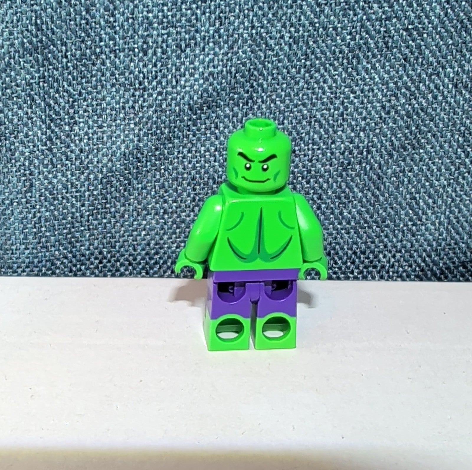 LEGO Hulk Minifigure sh711 Spidey Amazing Friends Marvel Purple Pants Loose