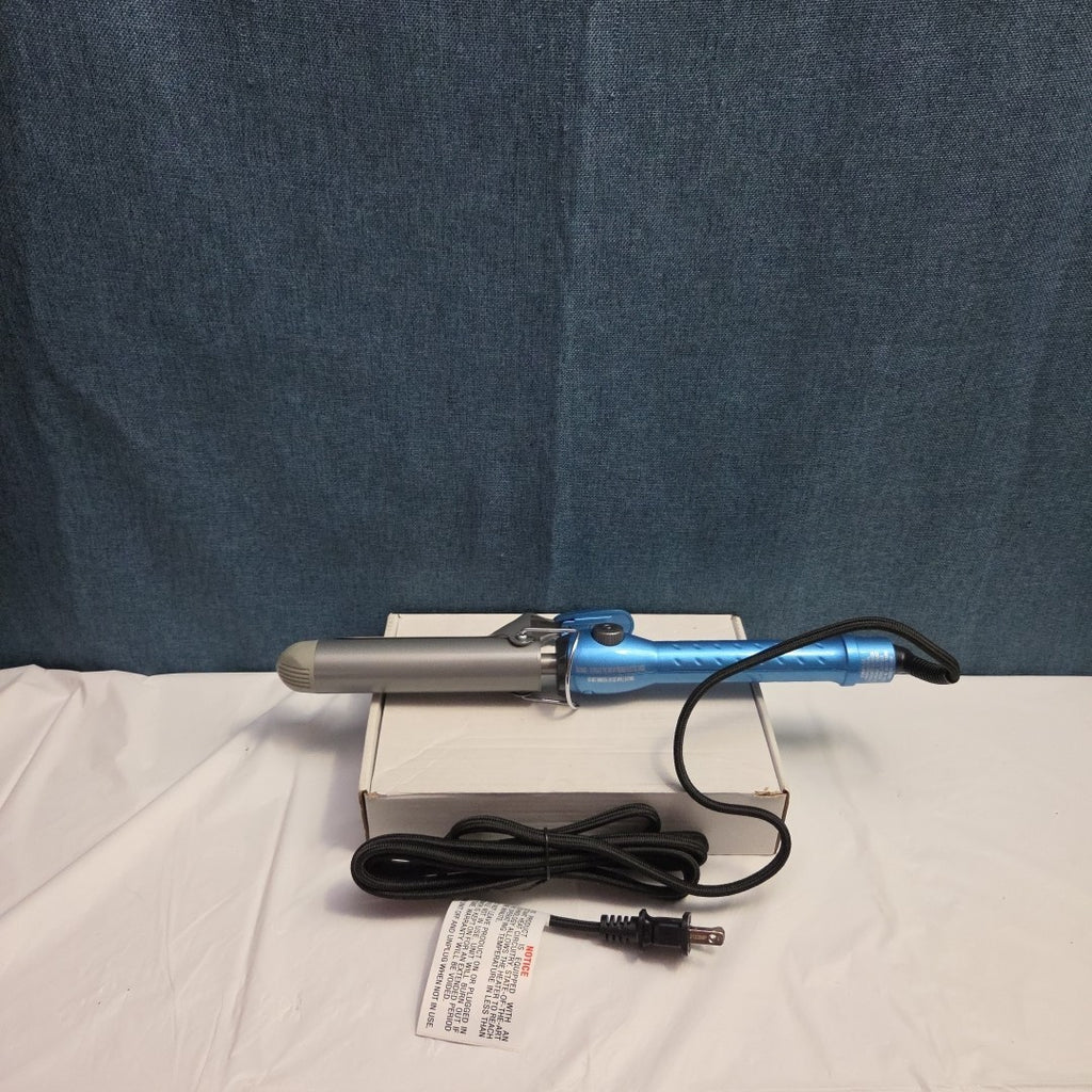 BaBylissPRO Nano Titanium 1.25" Curling Iron BNT125S New Open Box Professional