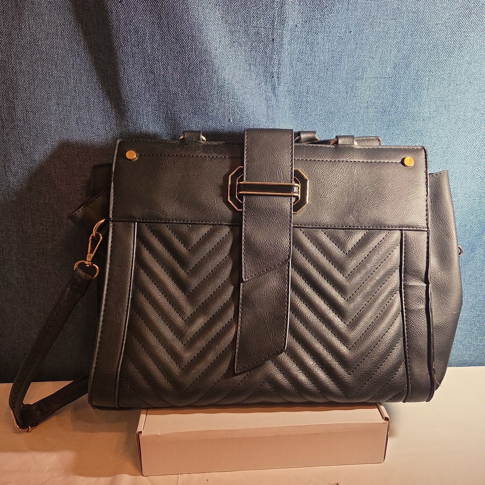Satchel Chevron Quilted Faux Leather Purse Tote Classic Vibe