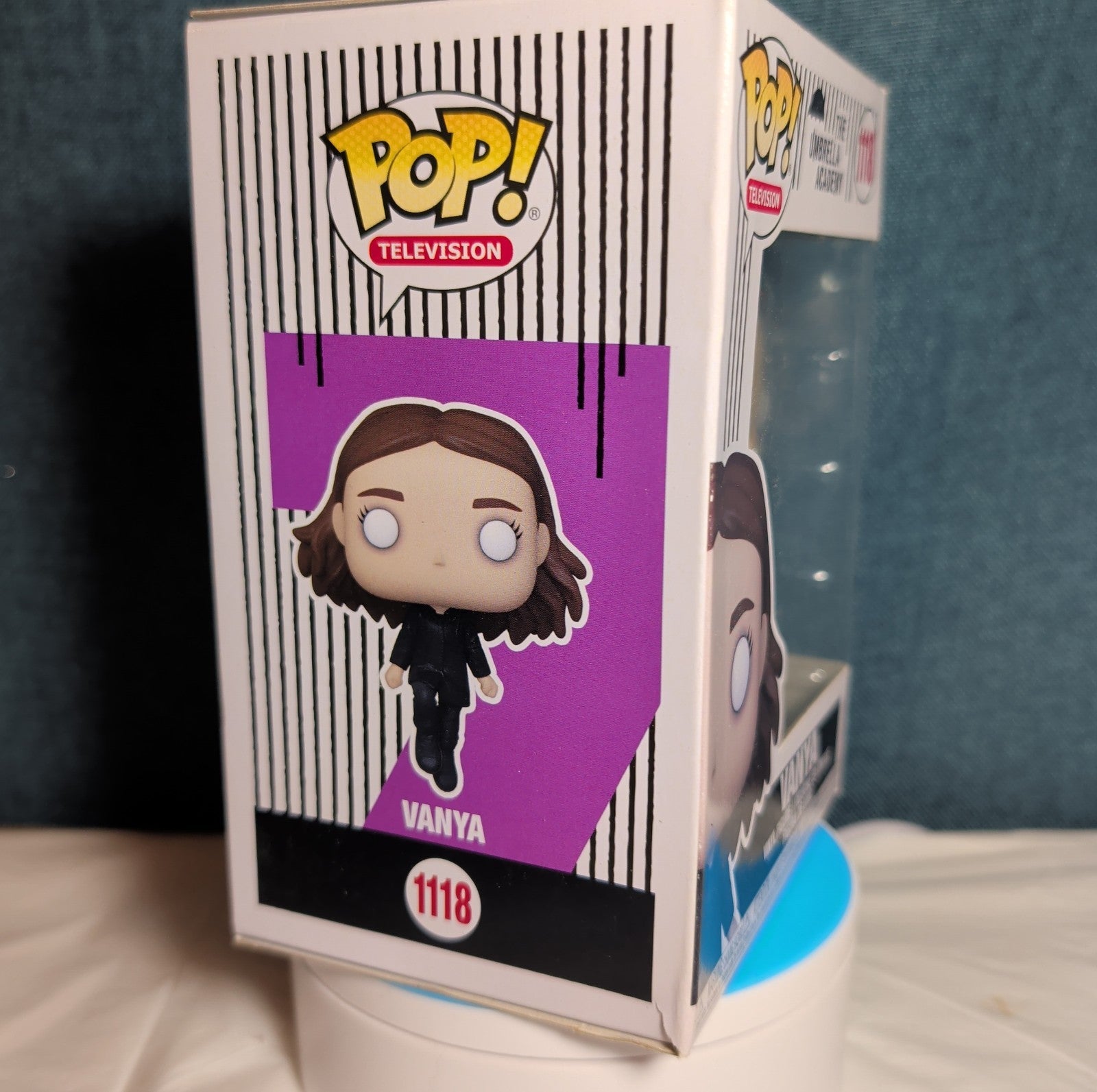 Funko Pop Television Umbrella Academy Vanya 1118 Vinyl Figure in Box w Protector