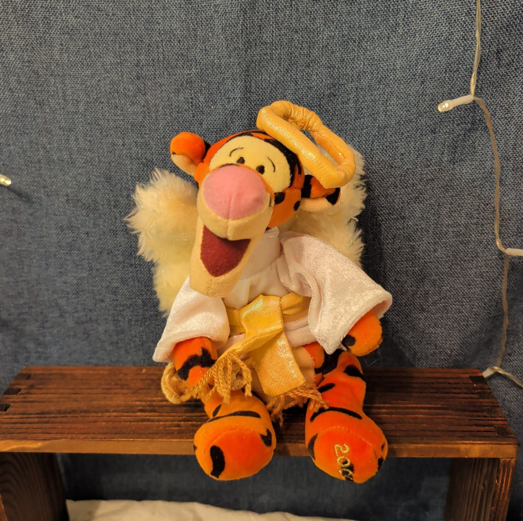 Disney Tigger Plush Lot Angel Mardi Gras Professor Pooh Blanket