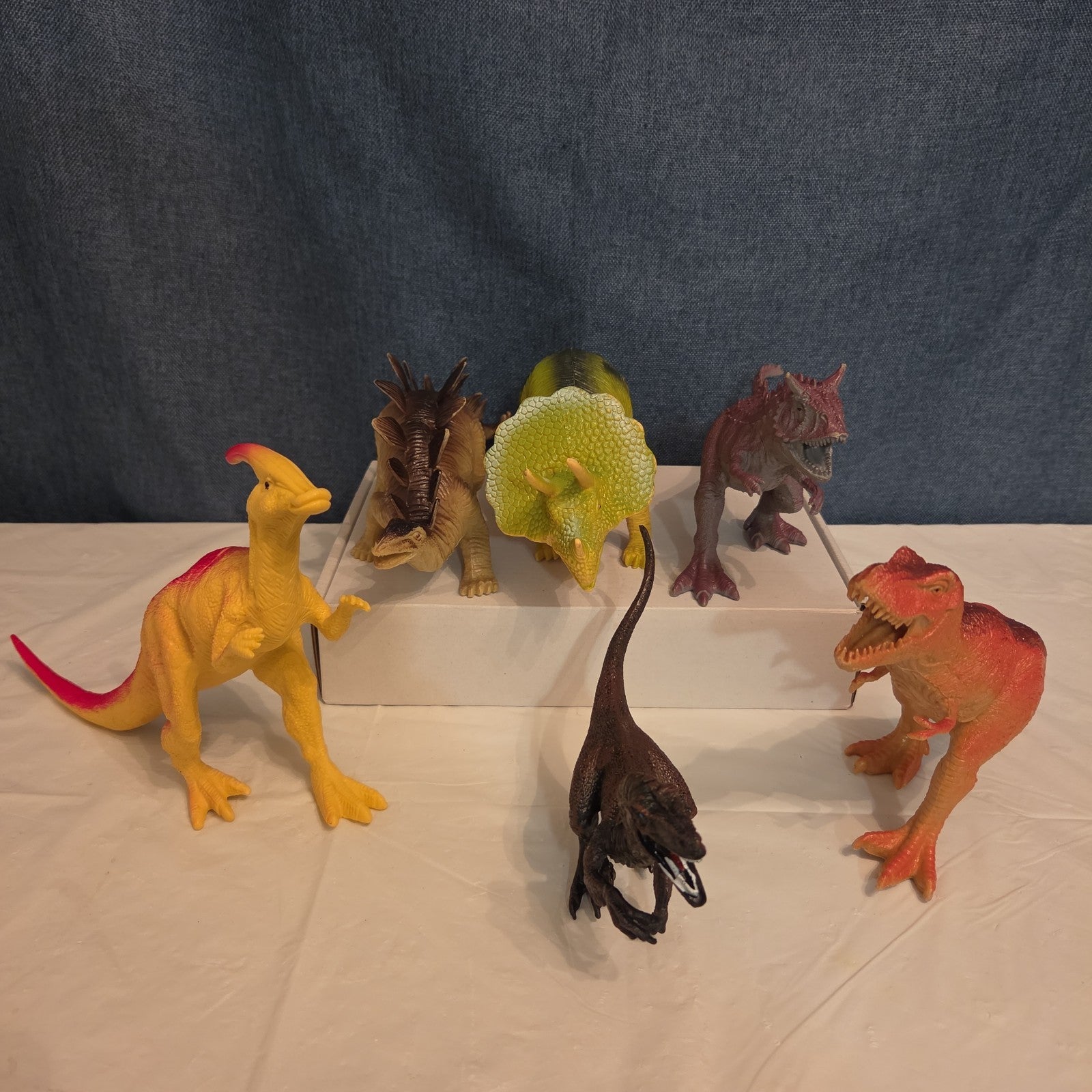 Dinosaur Toy Figures Lot of 6 T-Rex Triceratops Stegosaurus