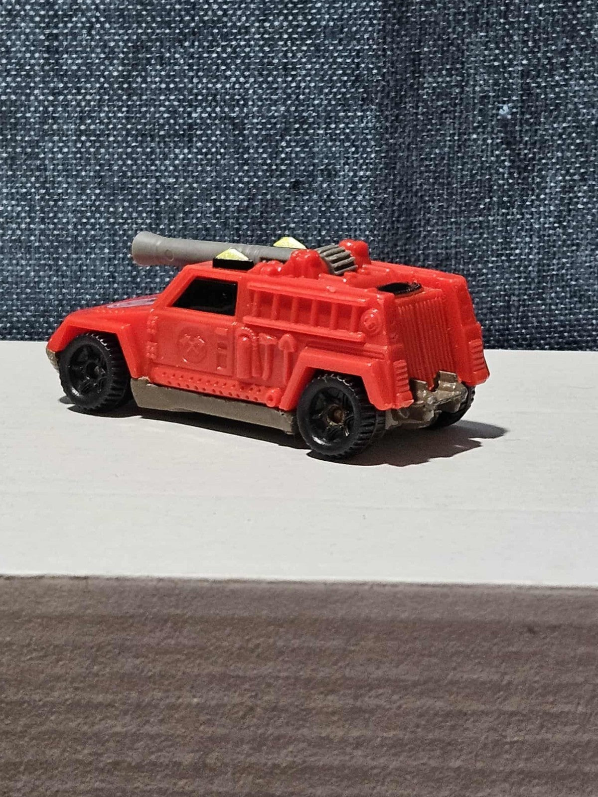 1997 McDonald's Hot Wheels FIRE TRUCK #5 Red Rescue Vehicle 90s Vintage Loose