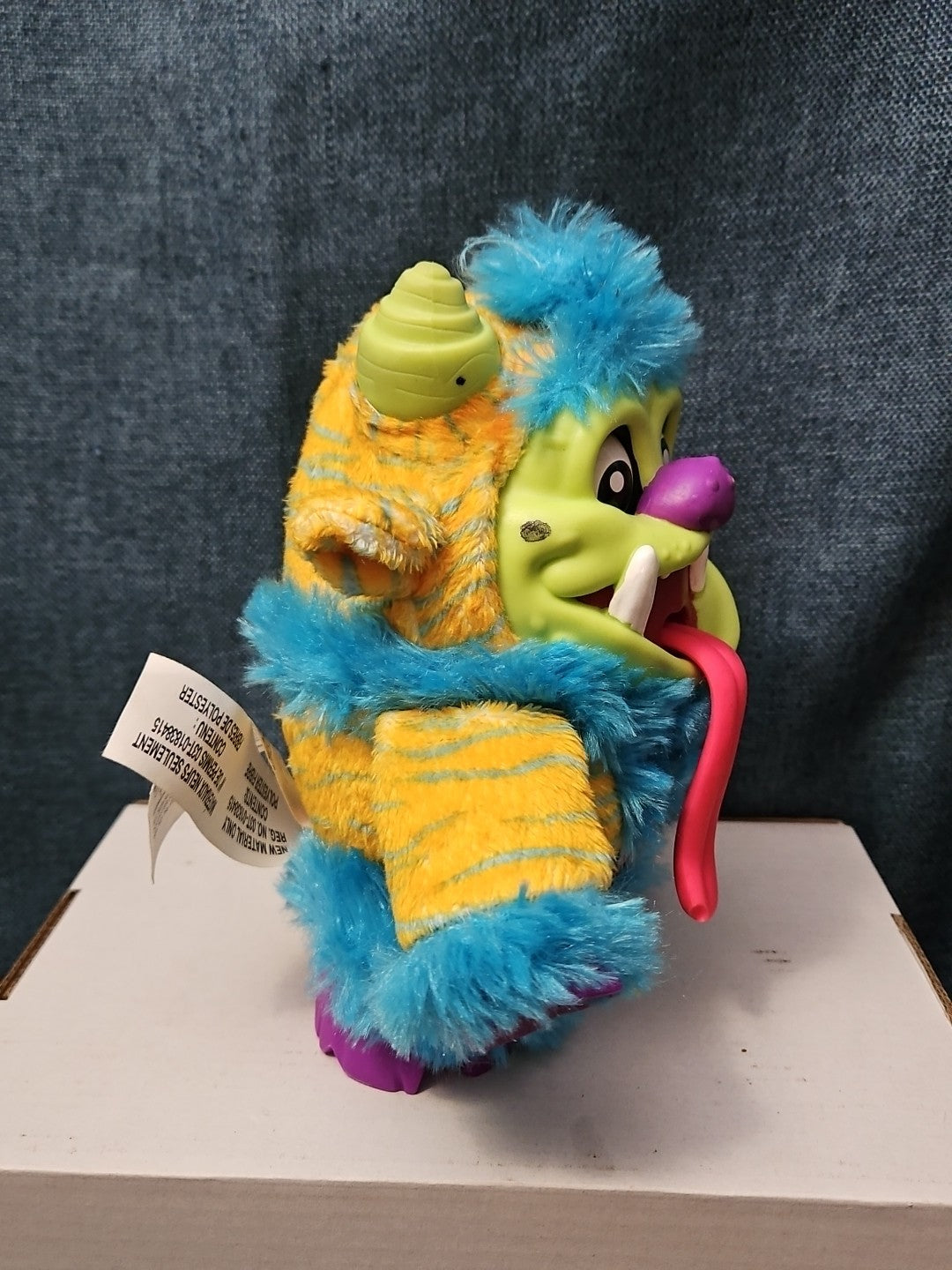 Crate Creatures Surprise Snort Hog | Interactive Monster Toy | Green Blue |