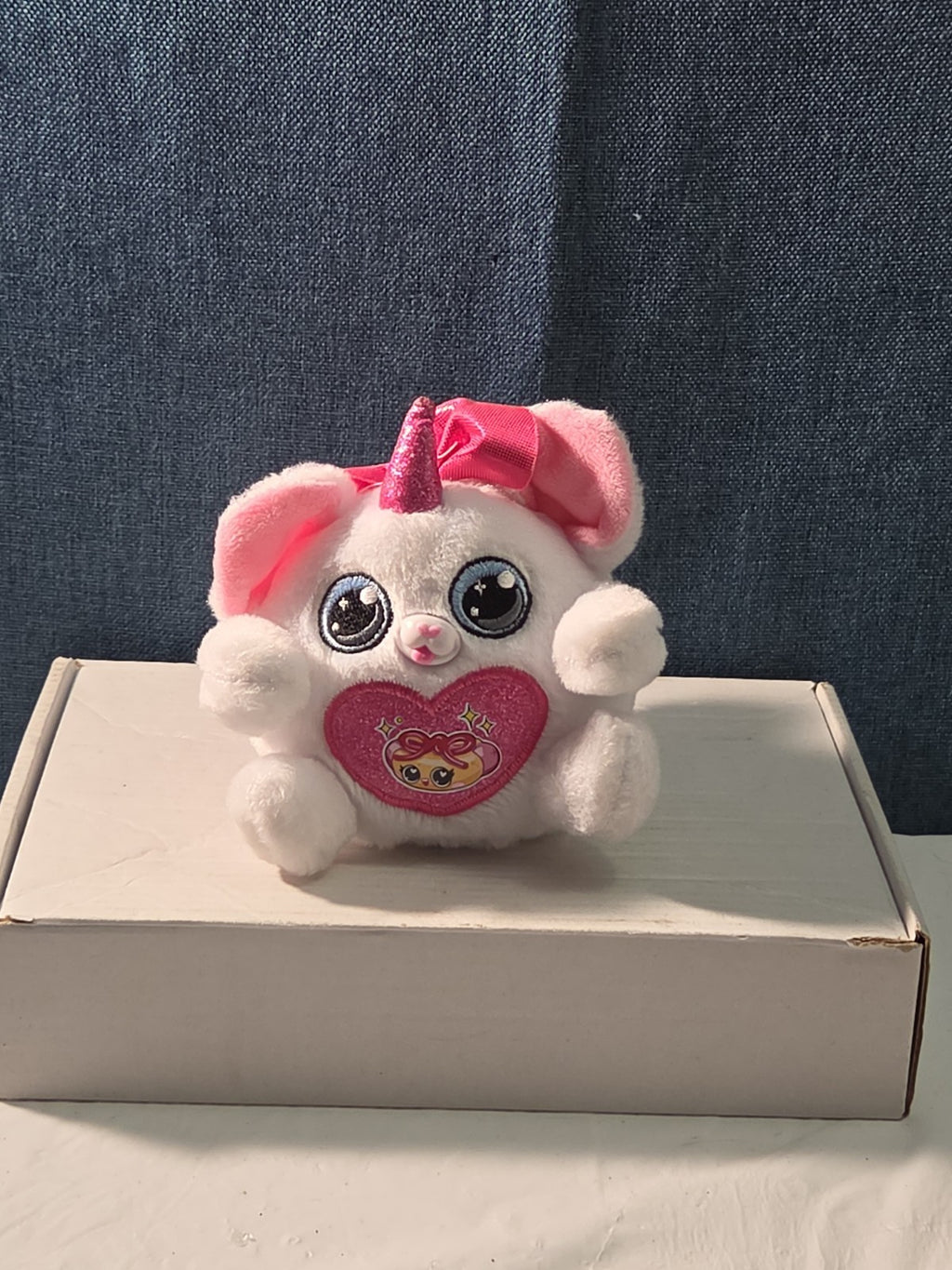 ZURU Rainbocorn Puppycorn Penny the Pug 5" Plush White Pink Bow Glitter Horn
