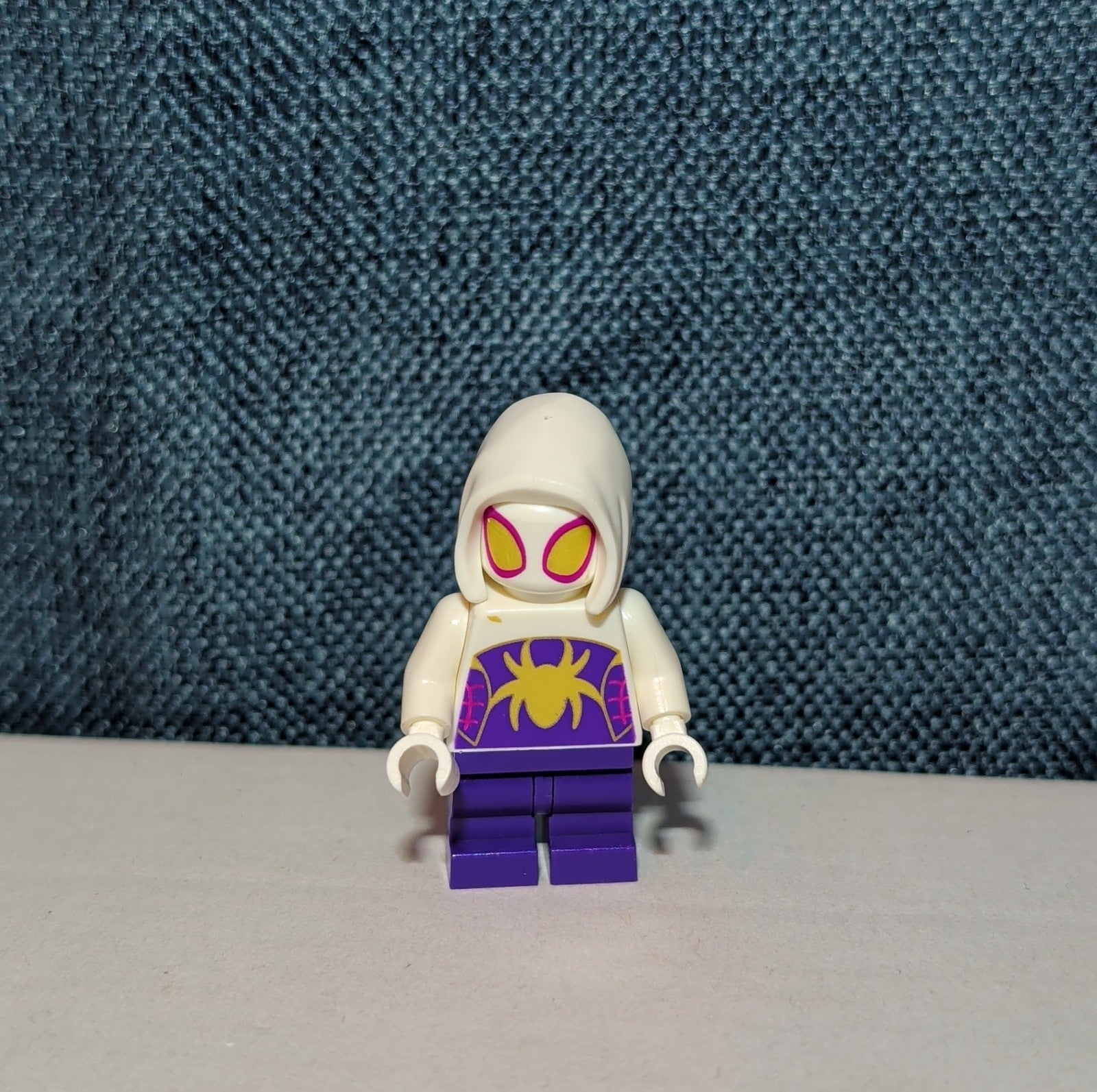 LEGO Marvel Ghost Spider Minifigure Gwen Stacy Kids Custom Sitting Toy Used