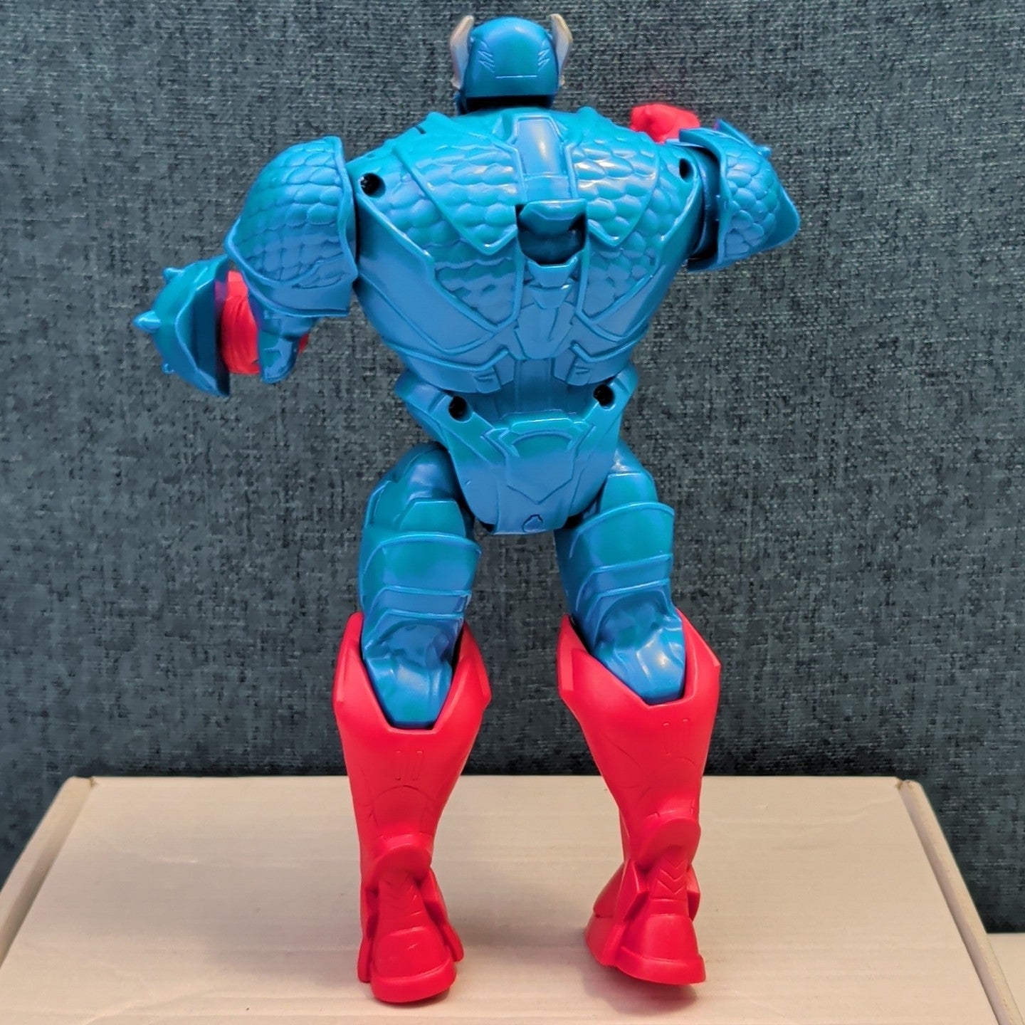 Marvel Avengers Mech Strike Monster Hunters Captain America Action Figure Hasbro