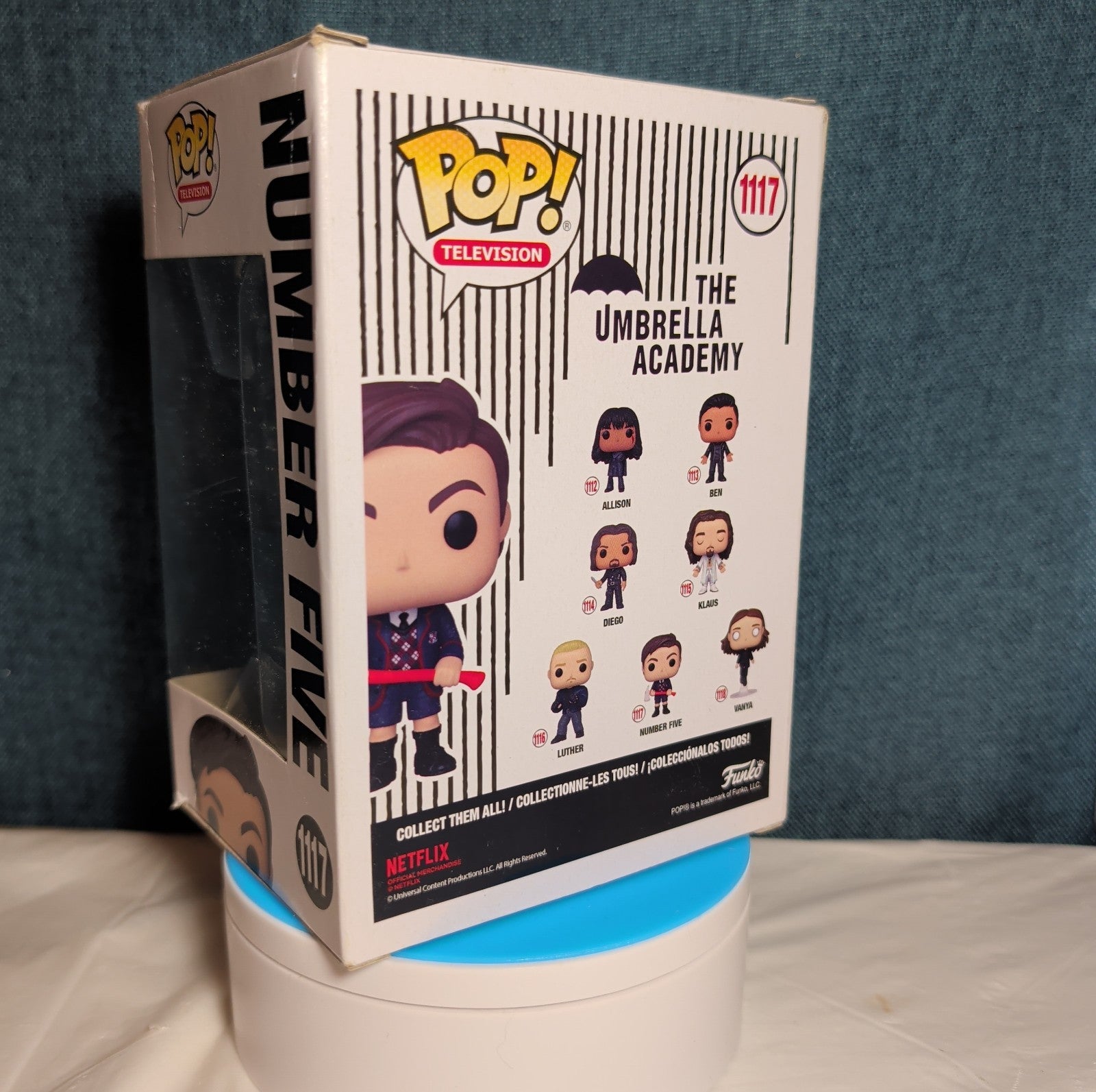 Funko Pop Television Umbrella Academy Number Five 1117 Vinyl in Box w Protector