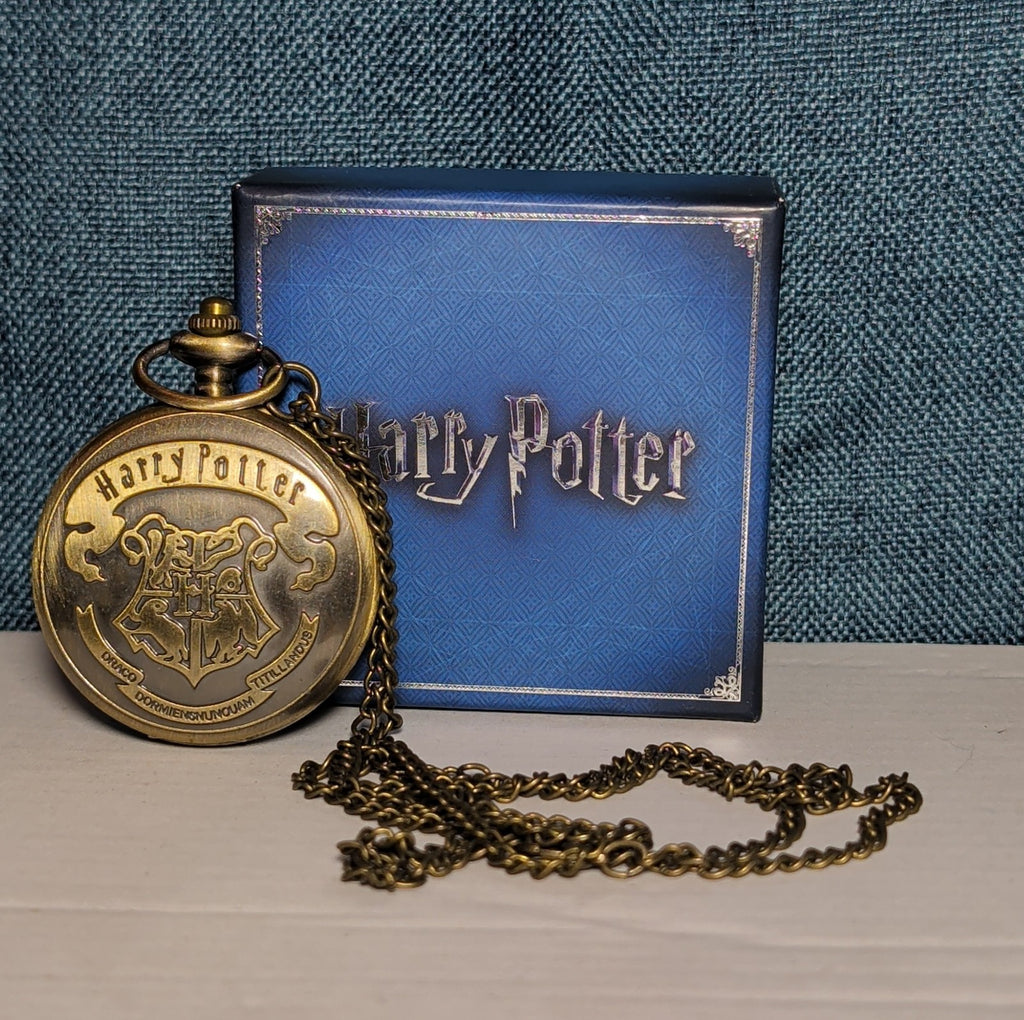 Harry Potter Hogwarts Crest Pocket Watch Brass Tone Steampunk Retro NIB