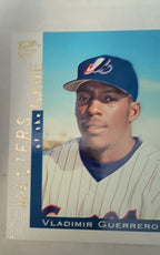 2000 Topps Gallery - Masters of the Game Vladimir Guerrero #117