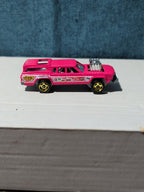 Hot Wheels Cruise Bruiser Pink | 2015 HW Wagons Demolition Derby | Loose Diecast
