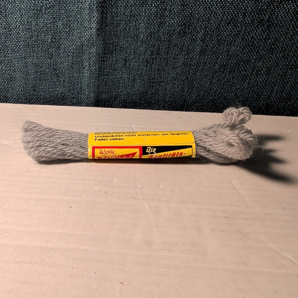 Vintage Tapestry Wool Lot 5 Skeins DMC Laine Colbert & Wolle-Rödel Virgin Wool