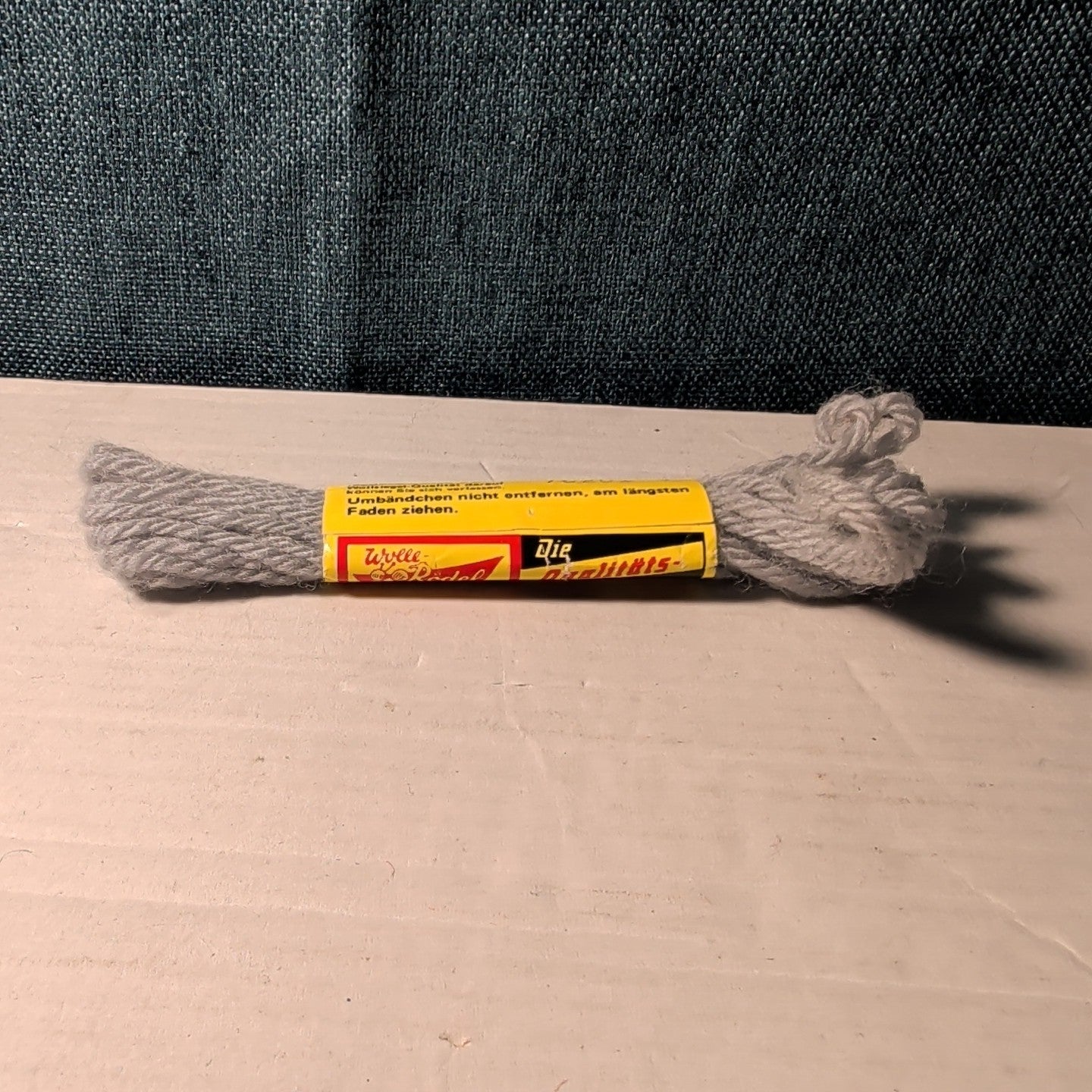 Vintage Tapestry Wool Lot 5 Skeins DMC Laine Colbert & Wolle-Rödel Virgin Wool