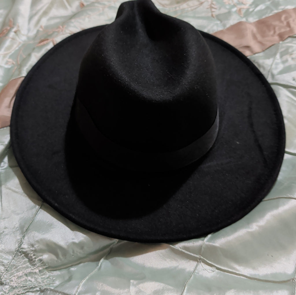 Cutely Covered Pink Bottom Black Cowboy Hat Felt Wide Brim Fedora Medium Used