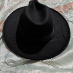 Cutely Covered Pink Bottom Black Cowboy Hat Felt Wide Brim Fedora Medium Used
