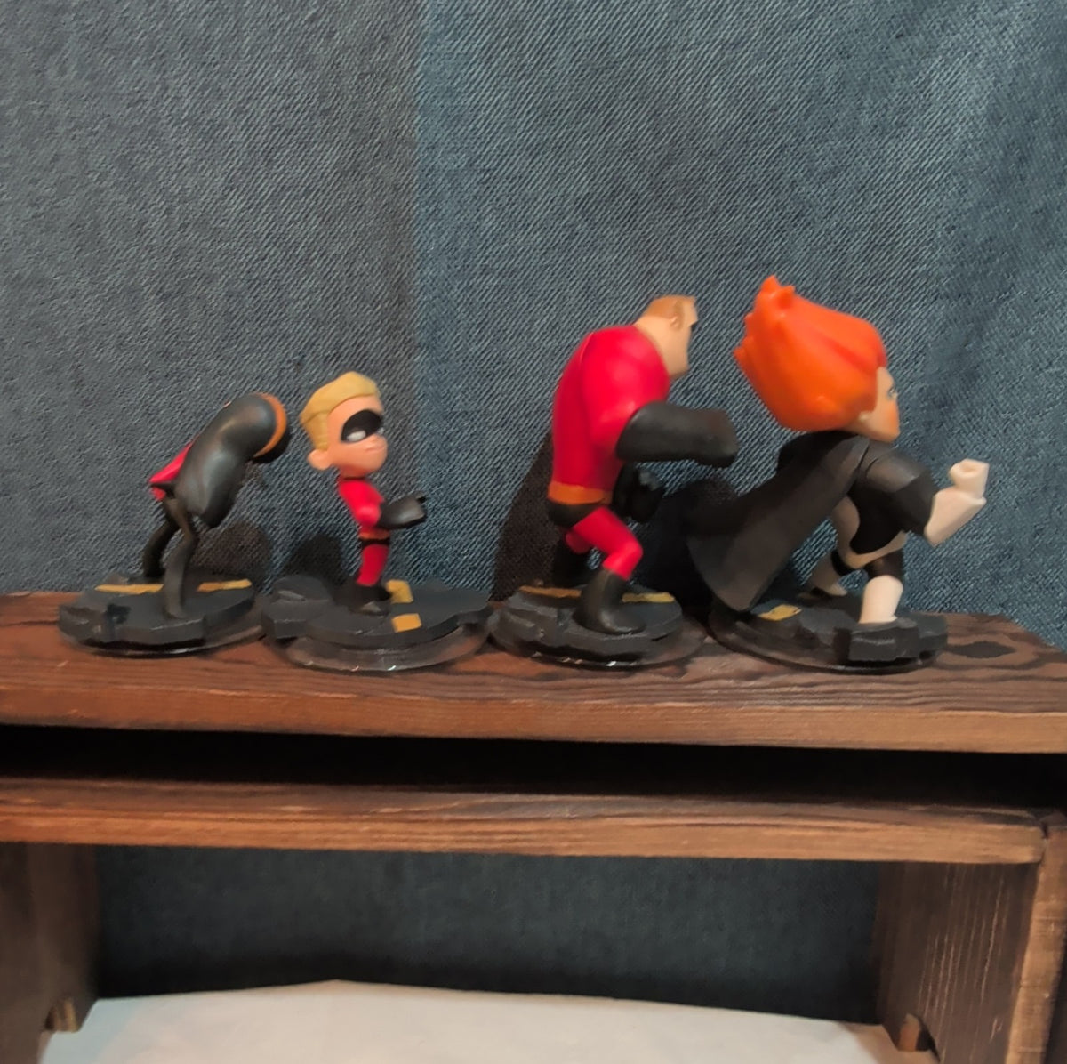 Disney Infinity 1.0 Incredibles 4 Figure Lot Syndrome Dash PVC Loose