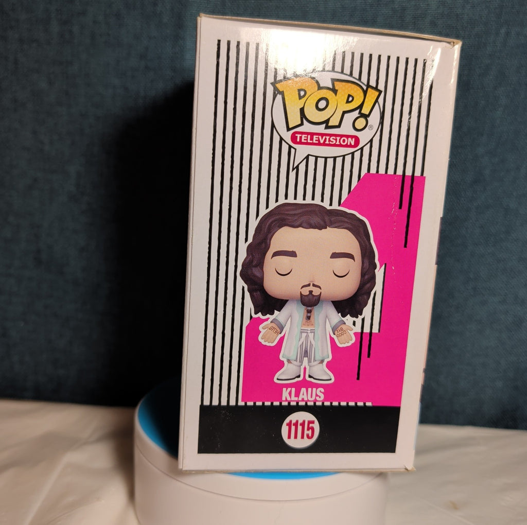 Funko POP Umbrella Academy Klaus 1115 Vinyl Figure S2 Cult in Box with Protector