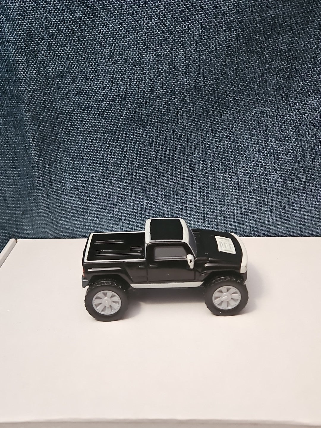 McDonald's Hummer H3T Toy Truck | 2006 Happy Meal Friction Car | Black & White