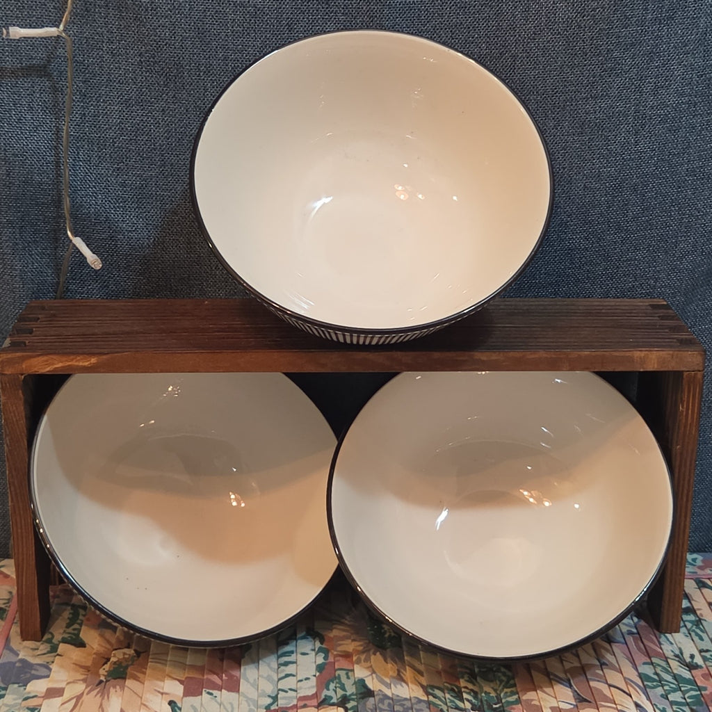 Royal Norfolk Set 3 Ceramic Bowls 6" Black White Dashed Swirl
