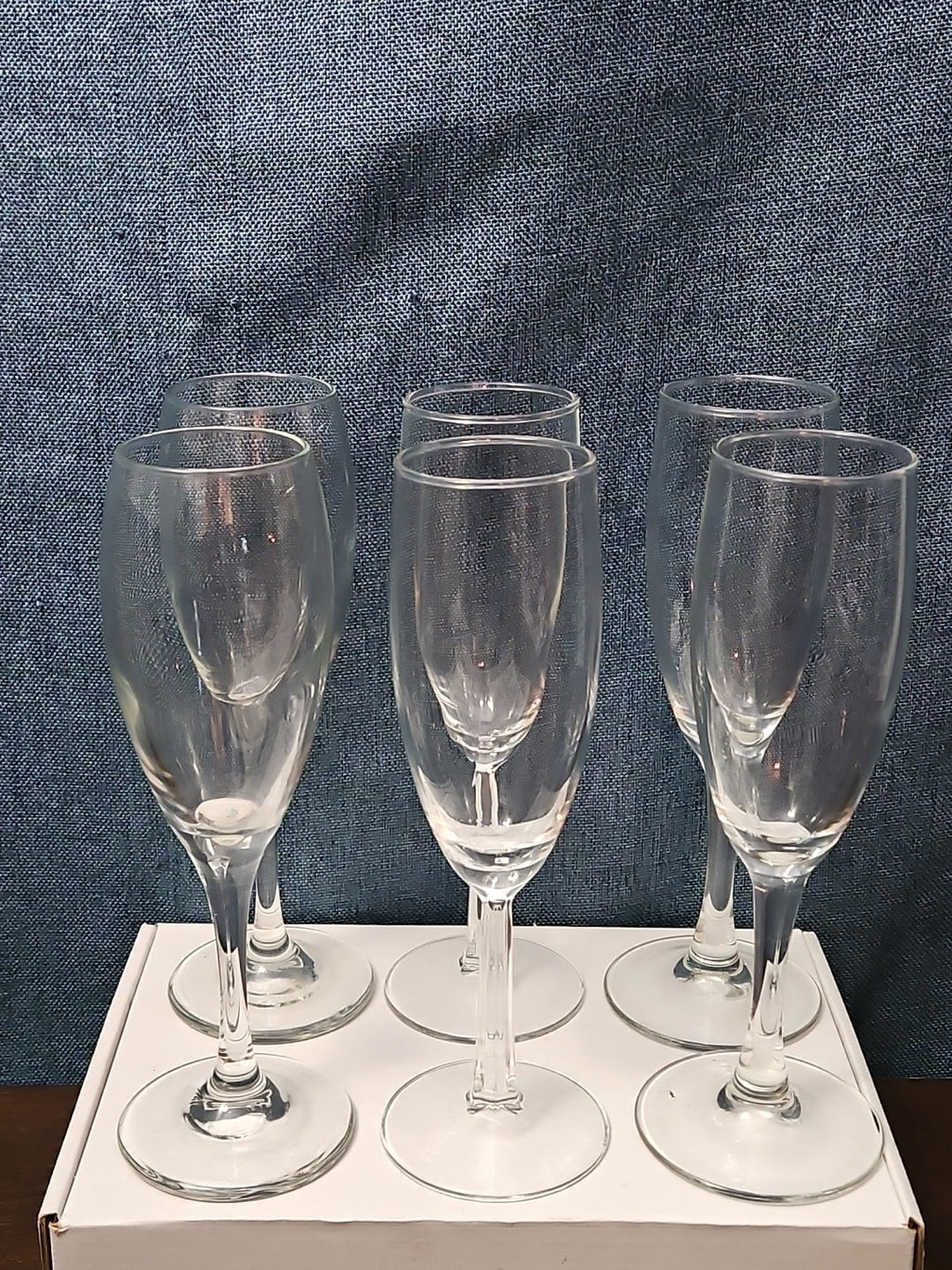 Set of 6 Classic Champagne Flutes | 6oz Trumpet Shape | Elegant Clear Glass Stem