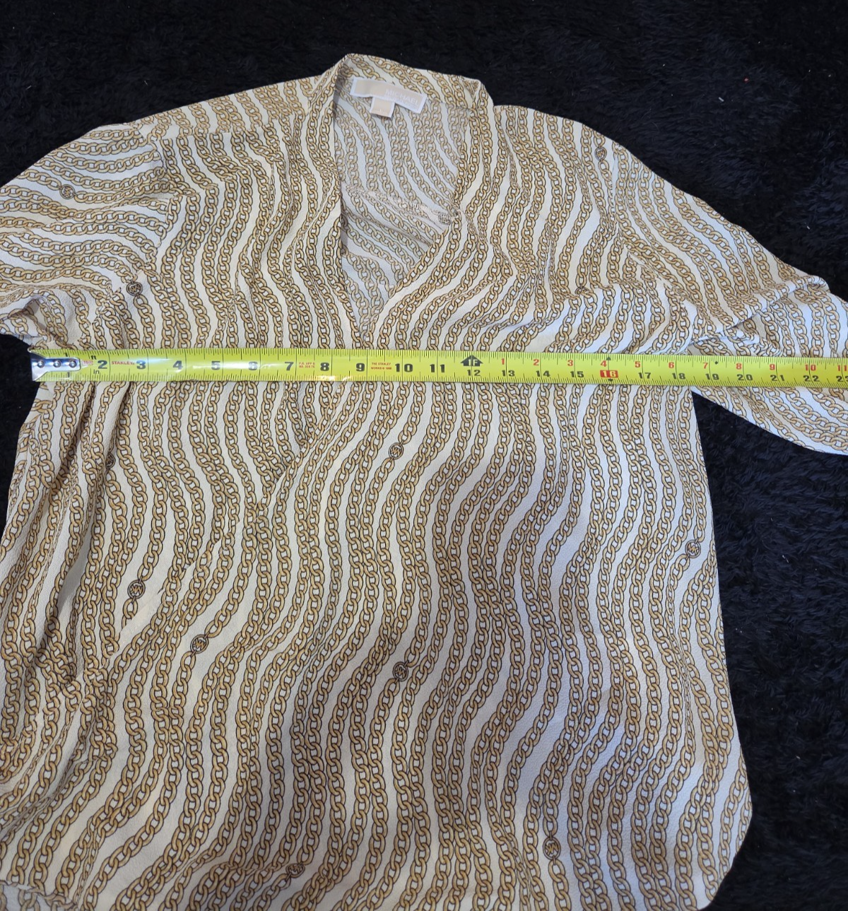 Michael Kors Blouse Gold Chain Link Print Wrap V-Neck Stretch Top L Gently Used