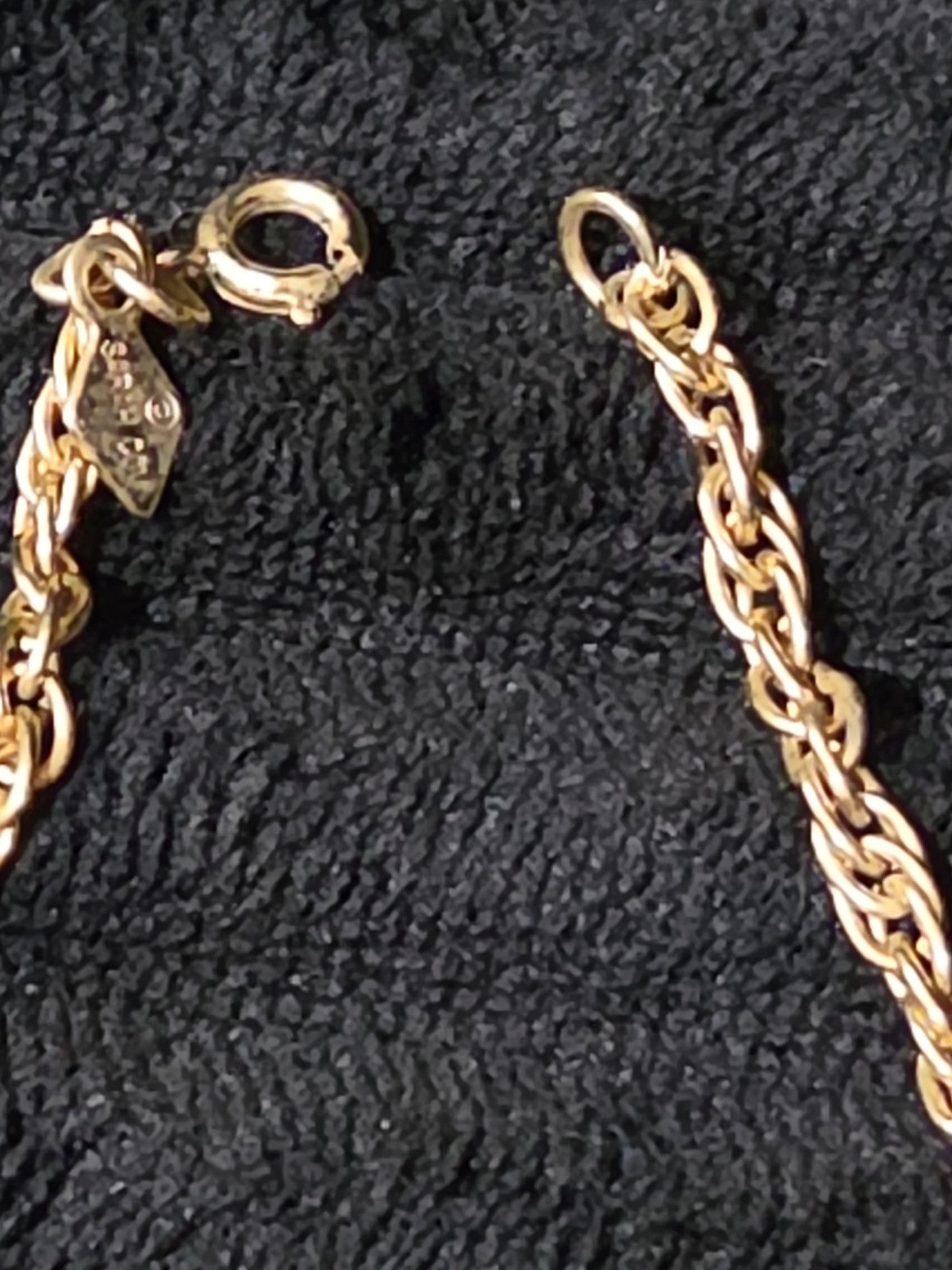 Sarah Coventry Emberwood Long Vintage Necklace 1975 Gold Tone Root Beer Amber