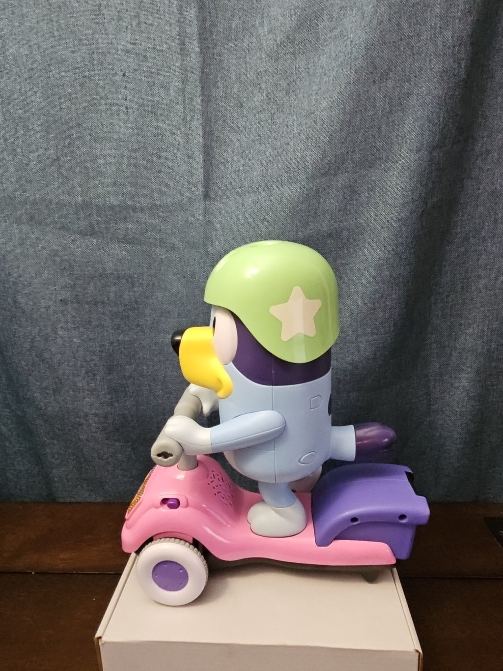VTech Bluey Scooter Toy | Sings & Talks | Follow Me Game | Interactive Dancing