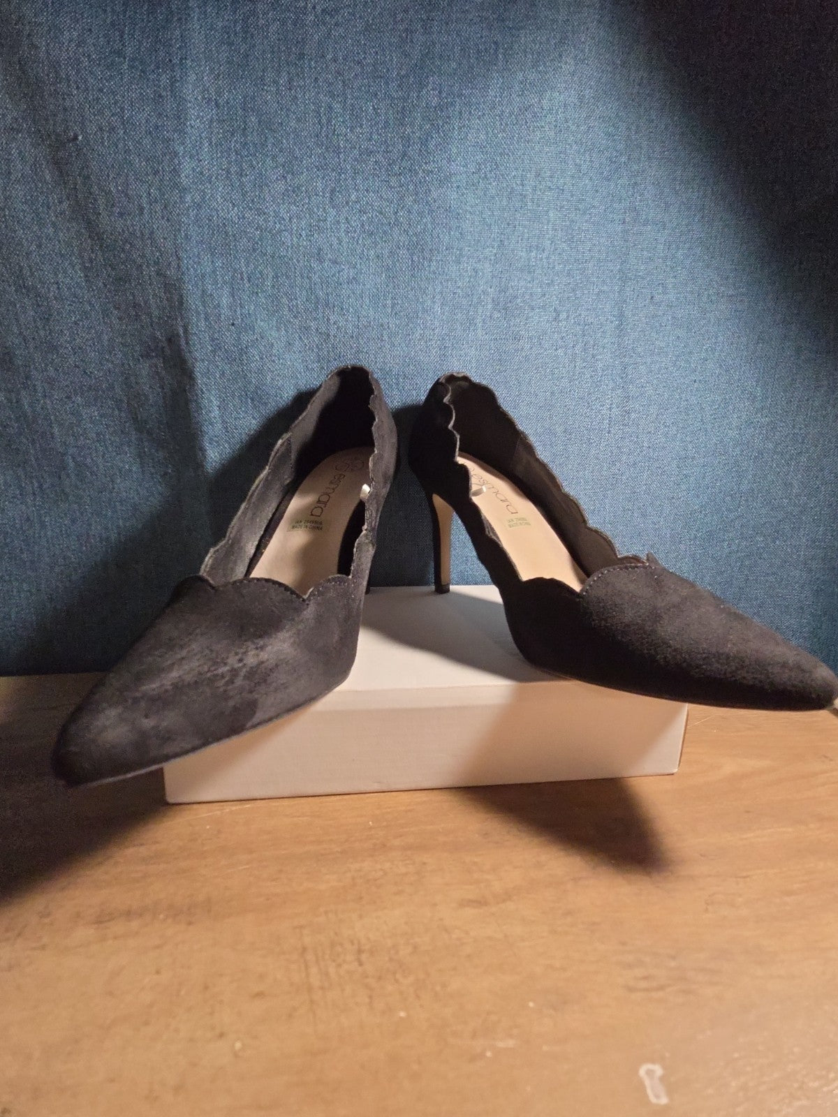 Esmara Black Suede Scalloped Heels Pumps Pointed Toe Size 8