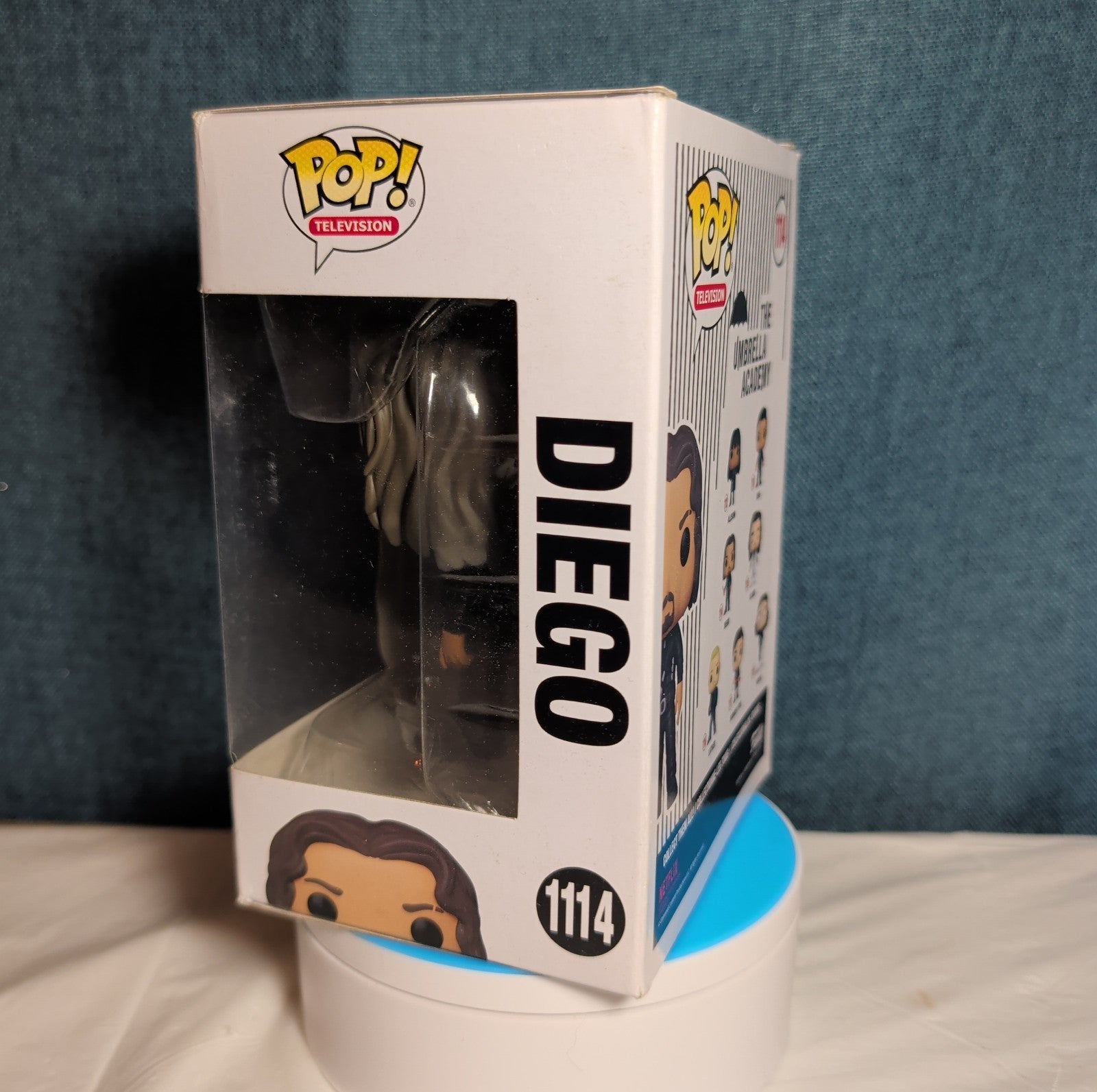 Funko Pop Television Umbrella Academy Diego 1114 Vinyl Figure in Box w Protector