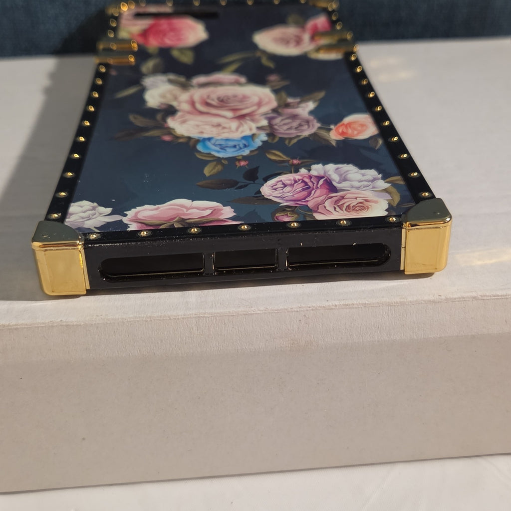 Luxury Trunk Rose Phone Case Gold Rivet Retro Cover